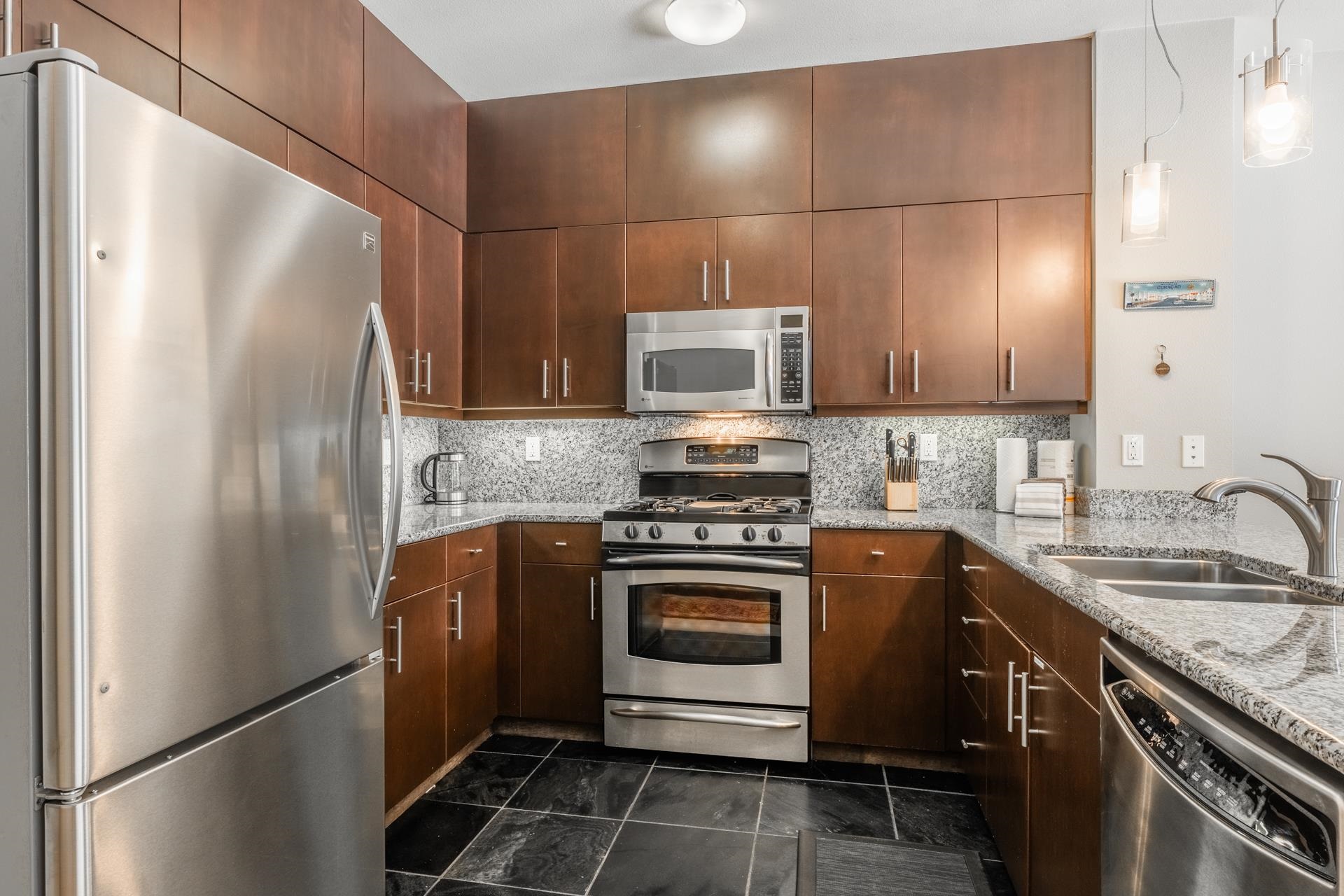 2004 Sierra Star Pkwy #8