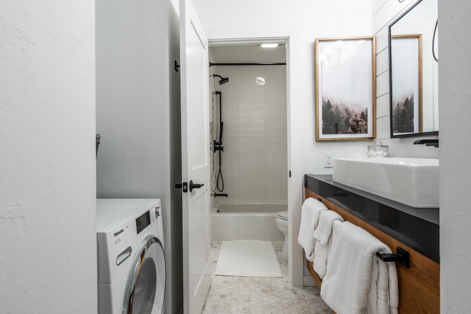 2252 Meridian Blvd #36