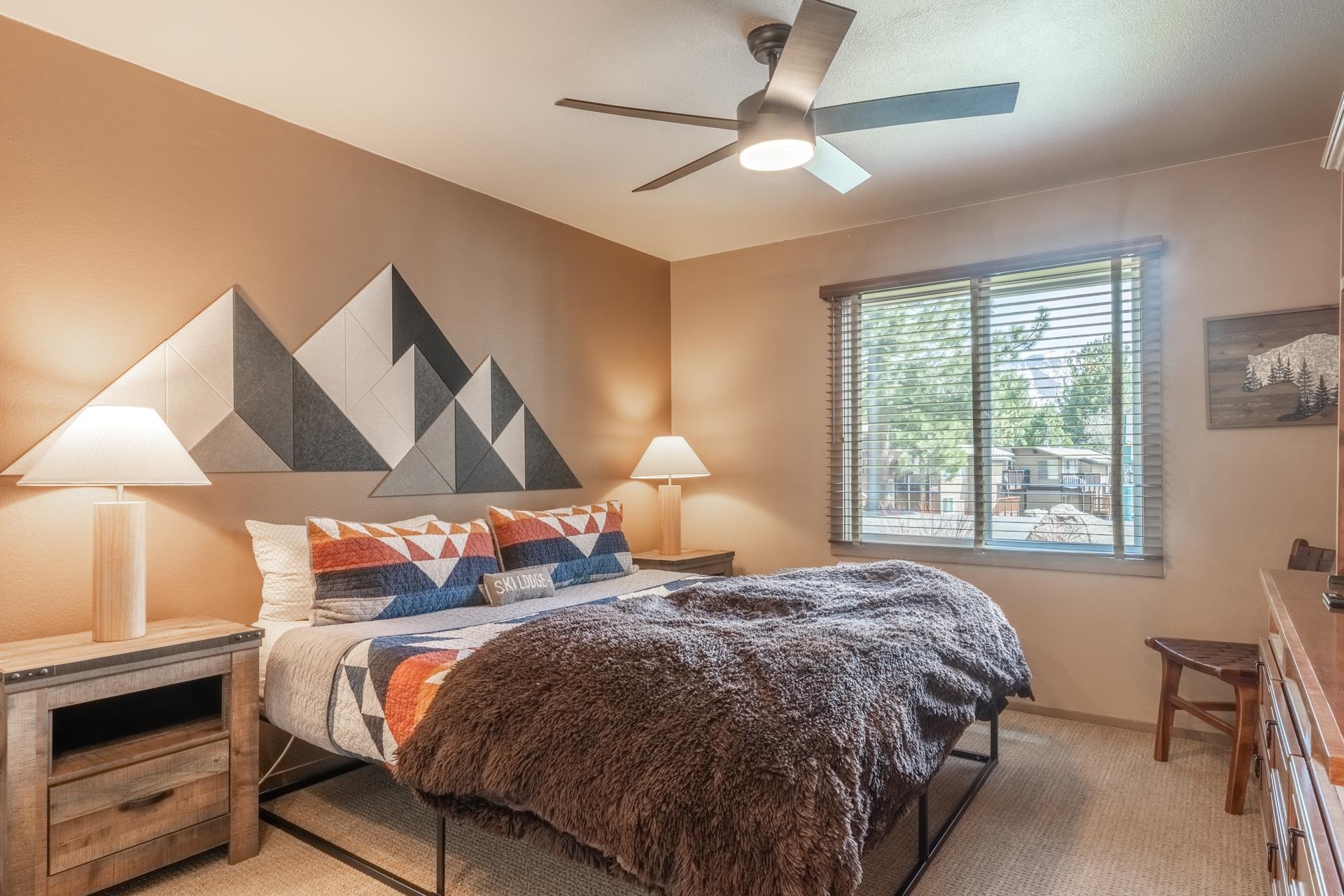 2 Arrowhead #25 Drive Unit: Wildflower