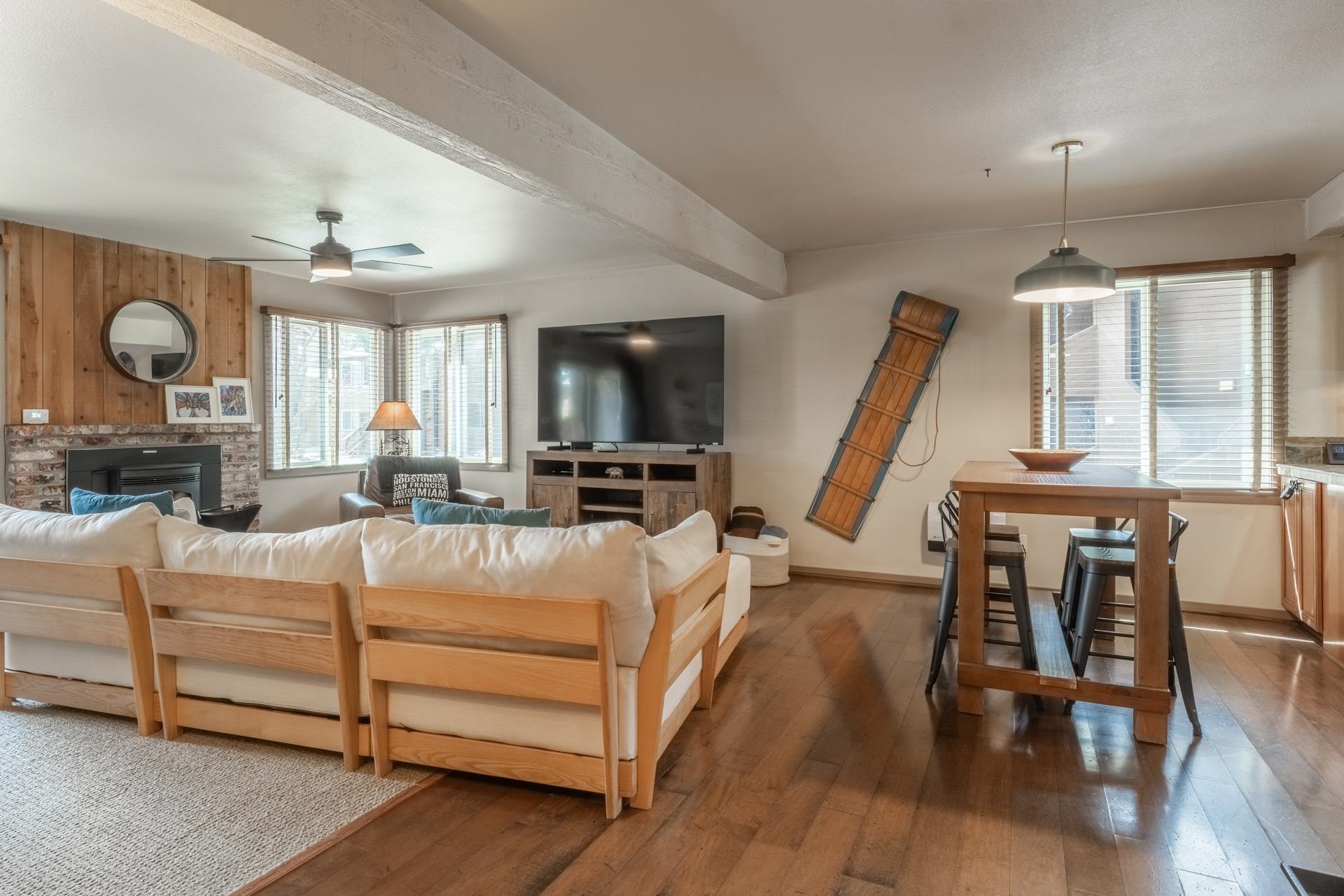 2 Arrowhead #25 Drive Unit: Wildflower