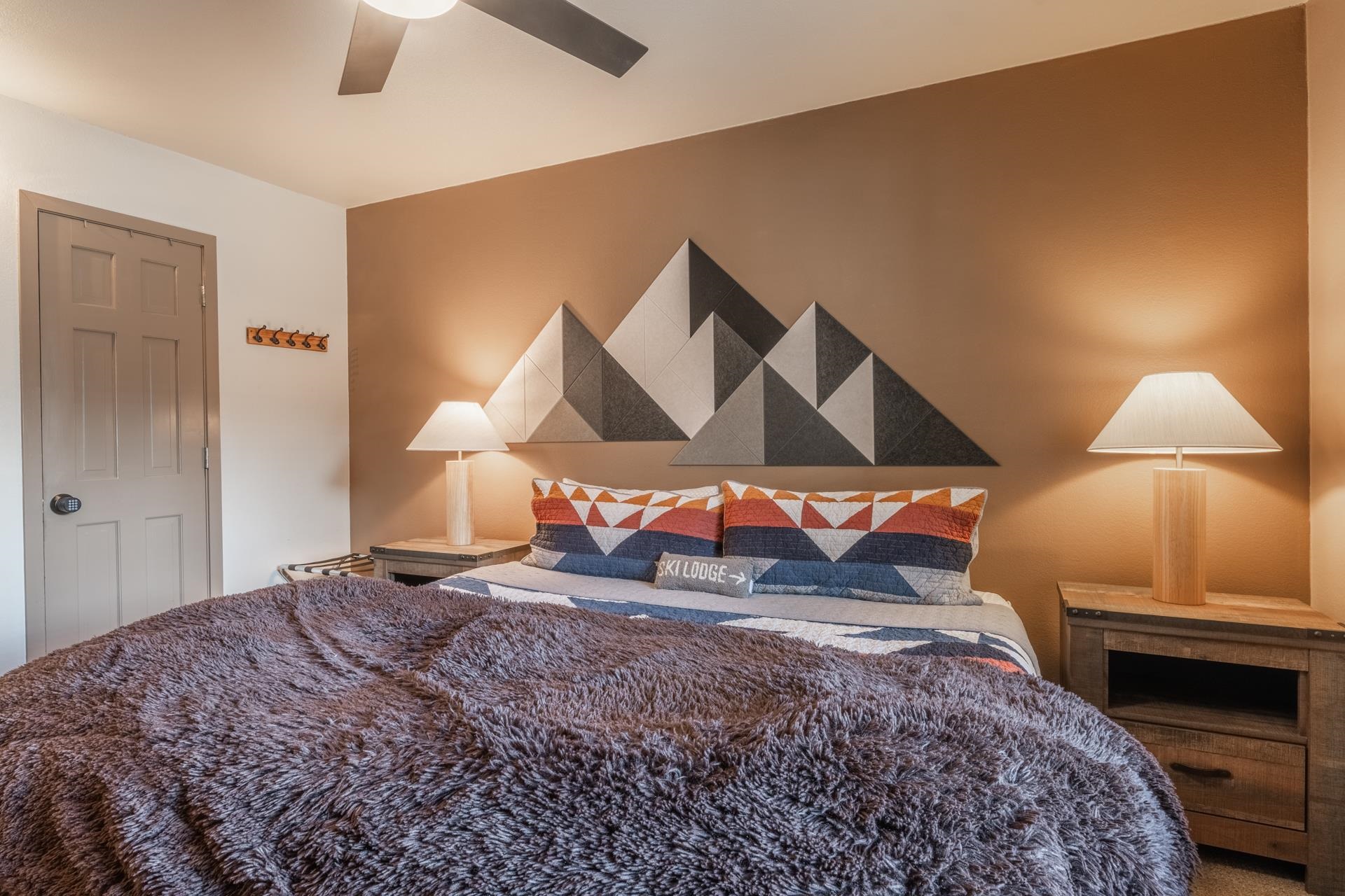 2 Arrowhead #25 Drive Unit: Wildflower