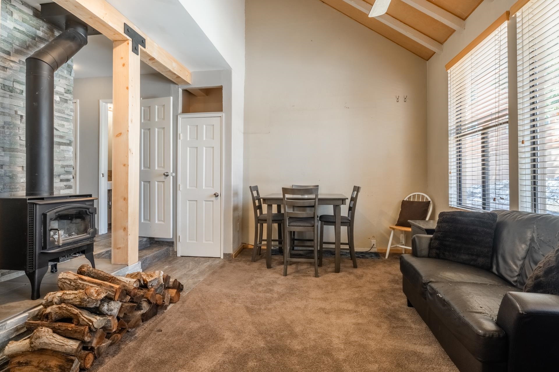 56 Davison #107 Unit: Conestoga #107