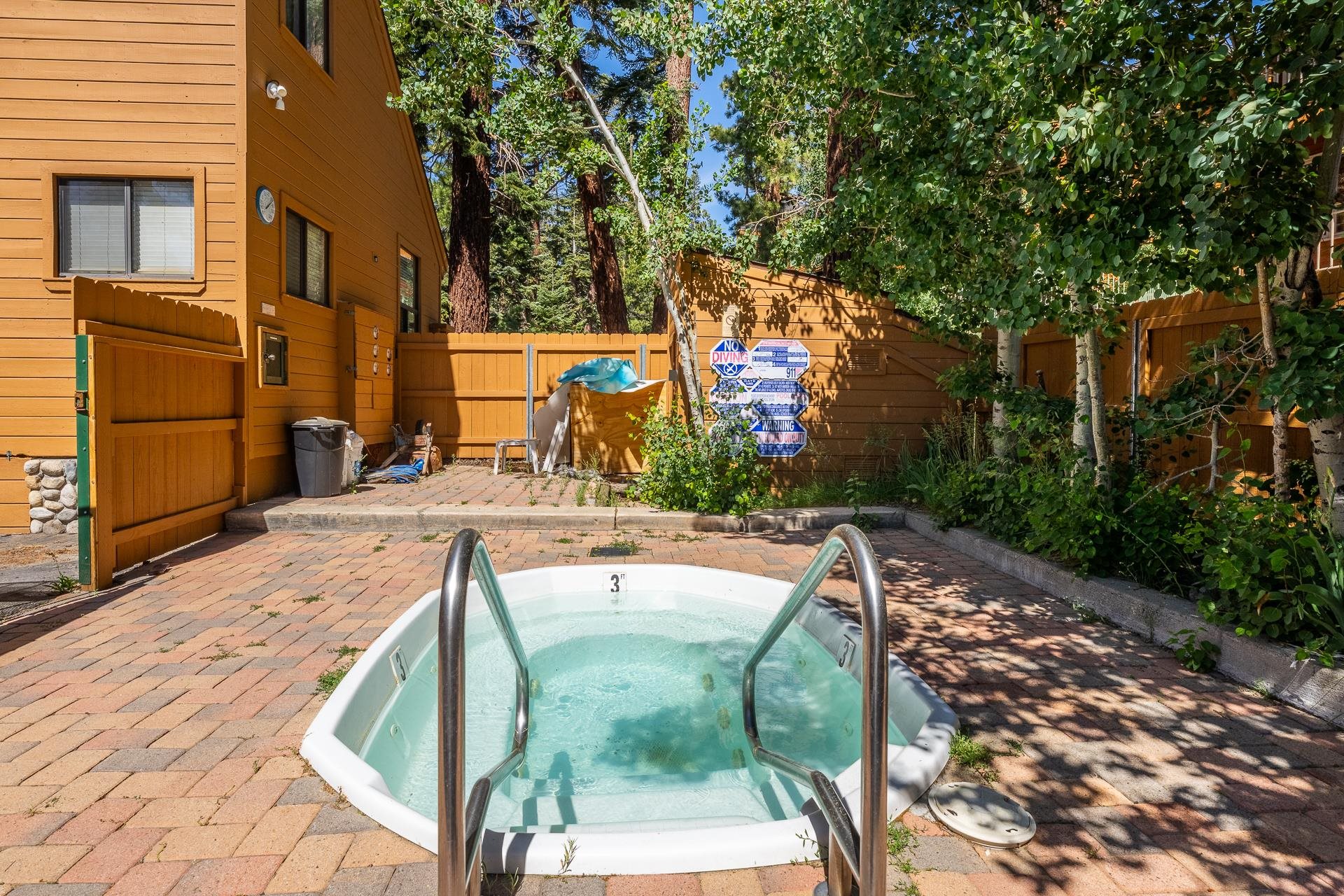 56 Davison #107 Unit: Conestoga #107