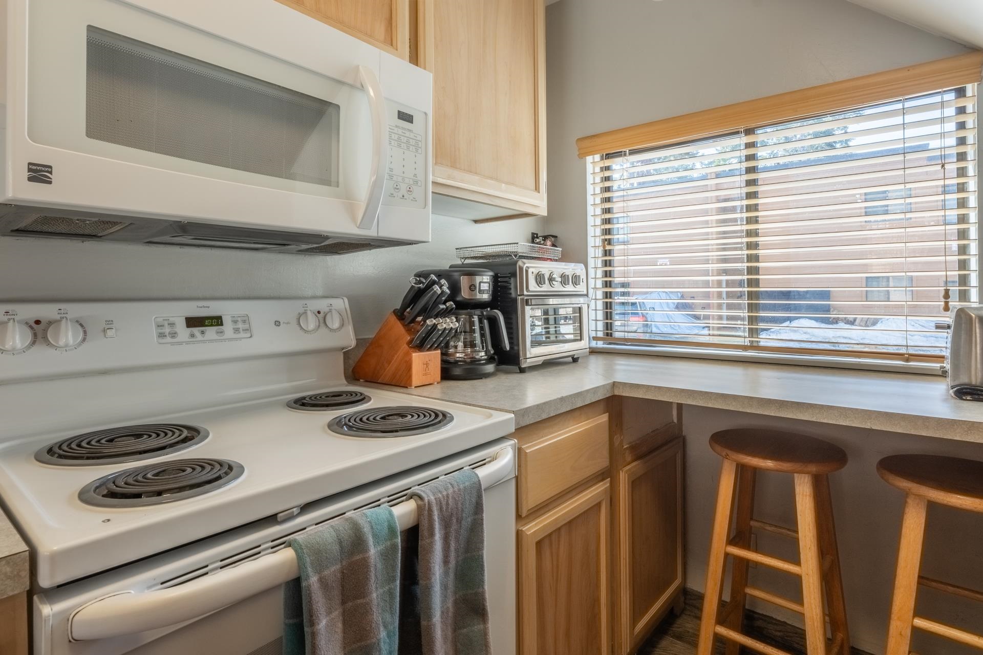 56 Davison #107 Unit: Conestoga #107