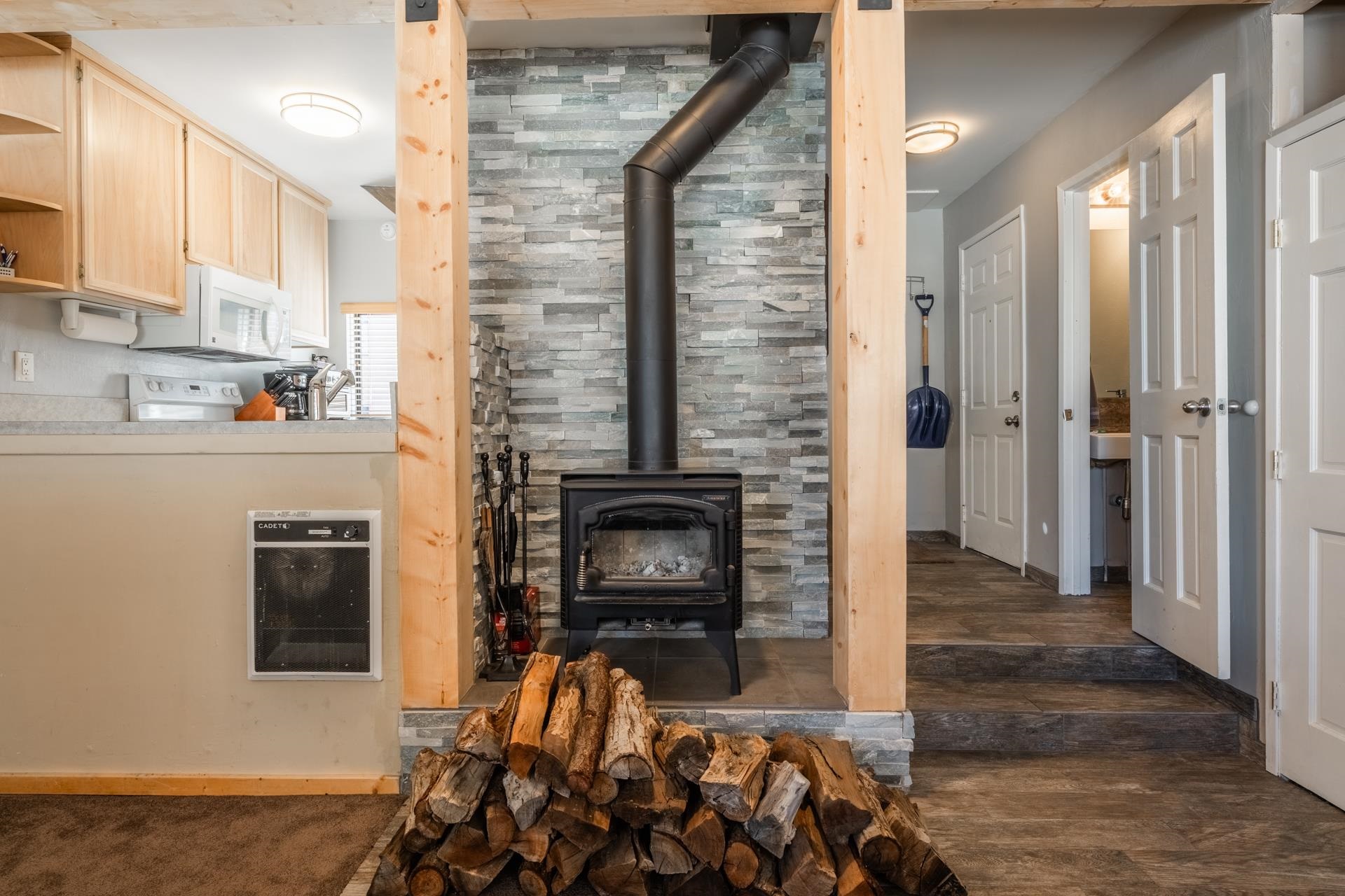 56 Davison #107 Unit: Conestoga #107