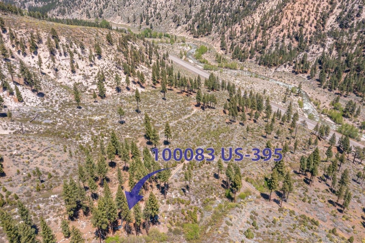 100083 Highway 395
