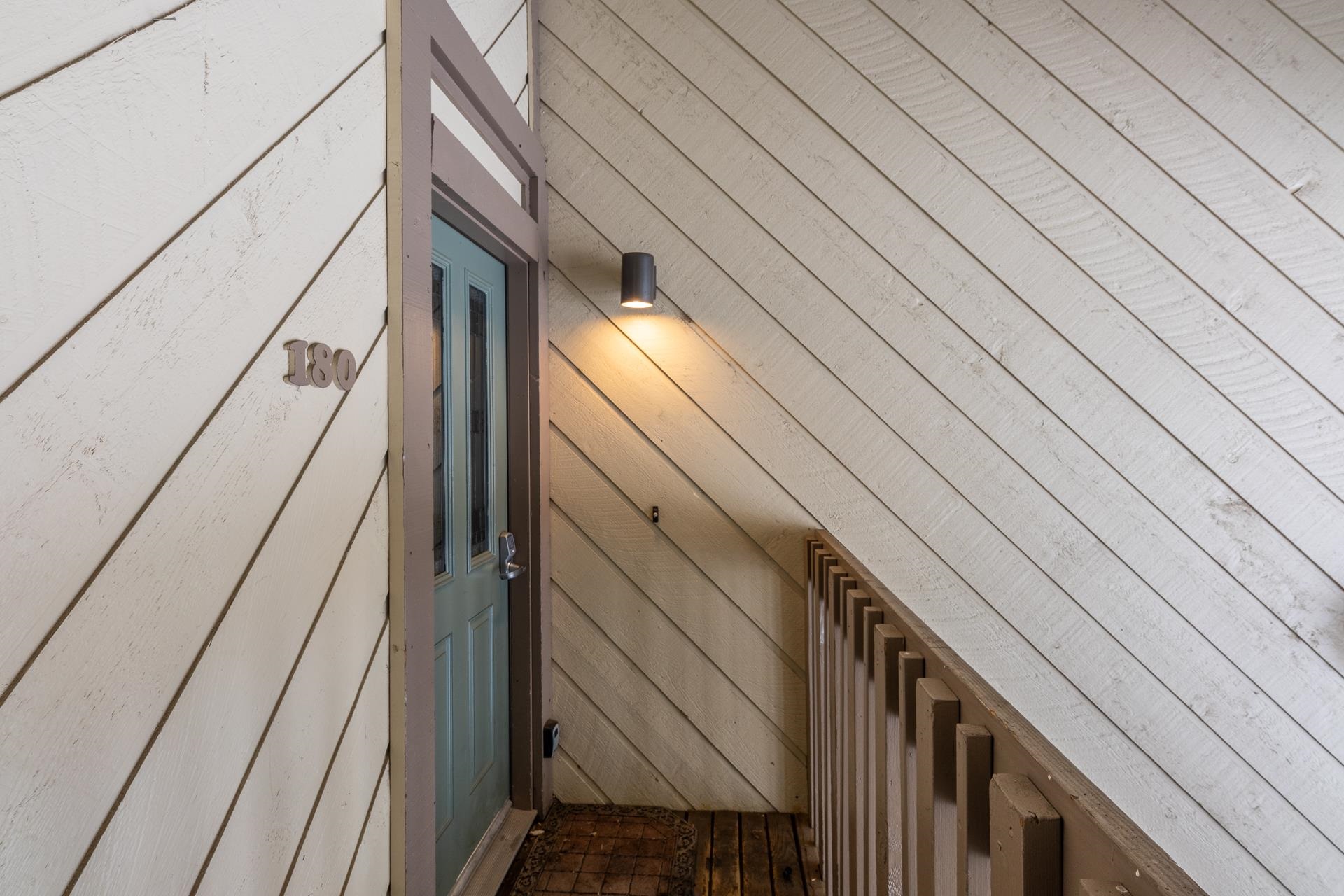 2113 Meridian Blvd #180