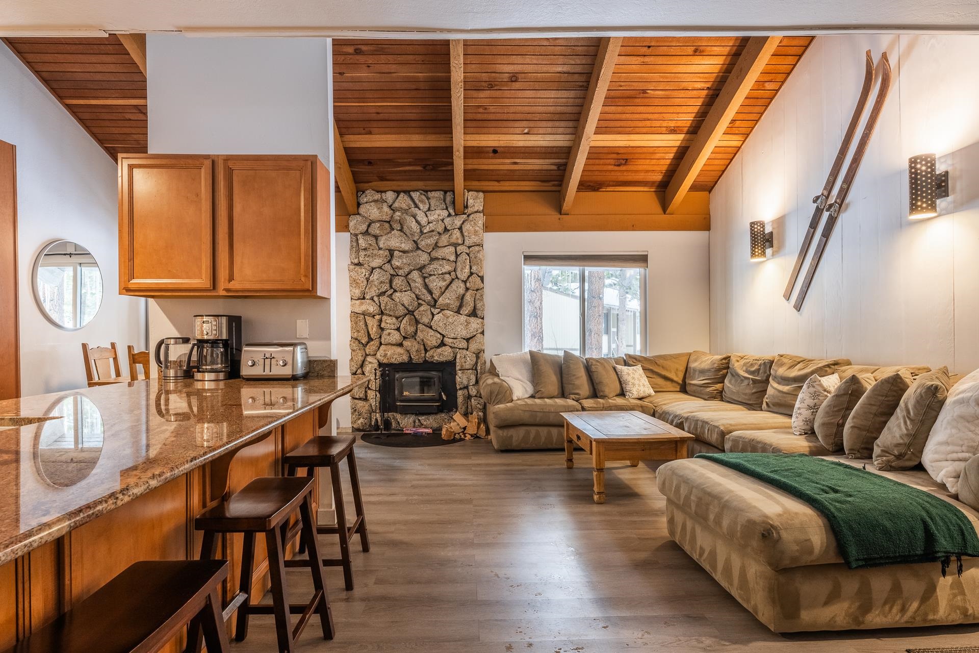 2113 Meridian Blvd #180