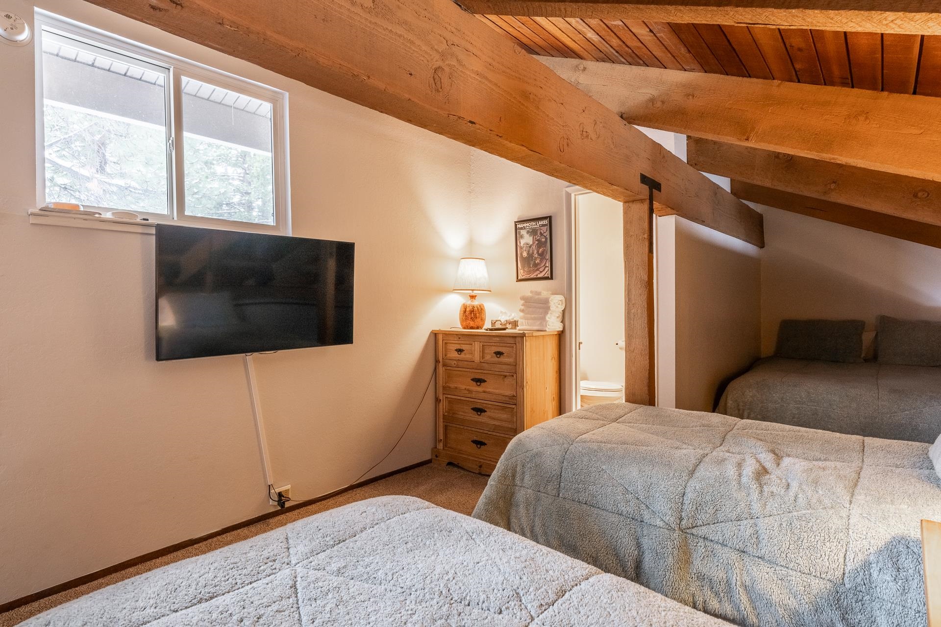 2113 Meridian Blvd #180