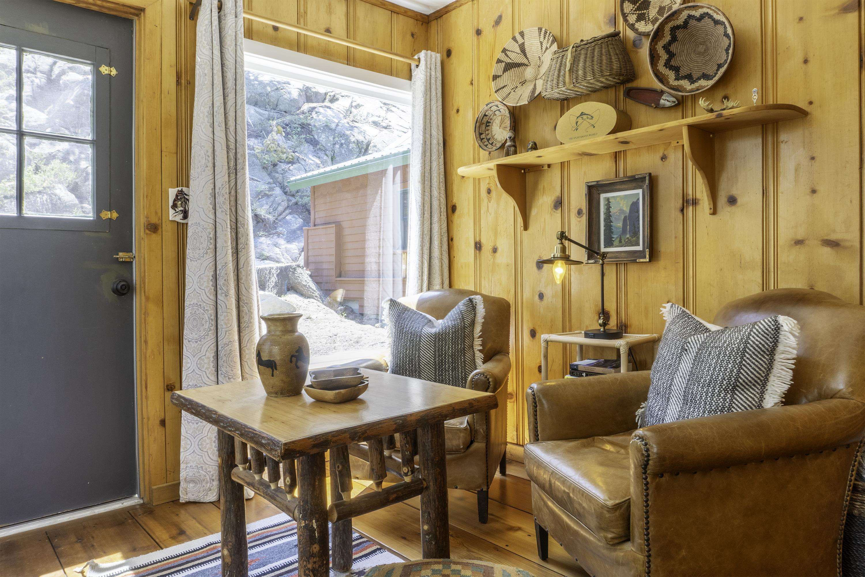 25 Reversed Peak Road