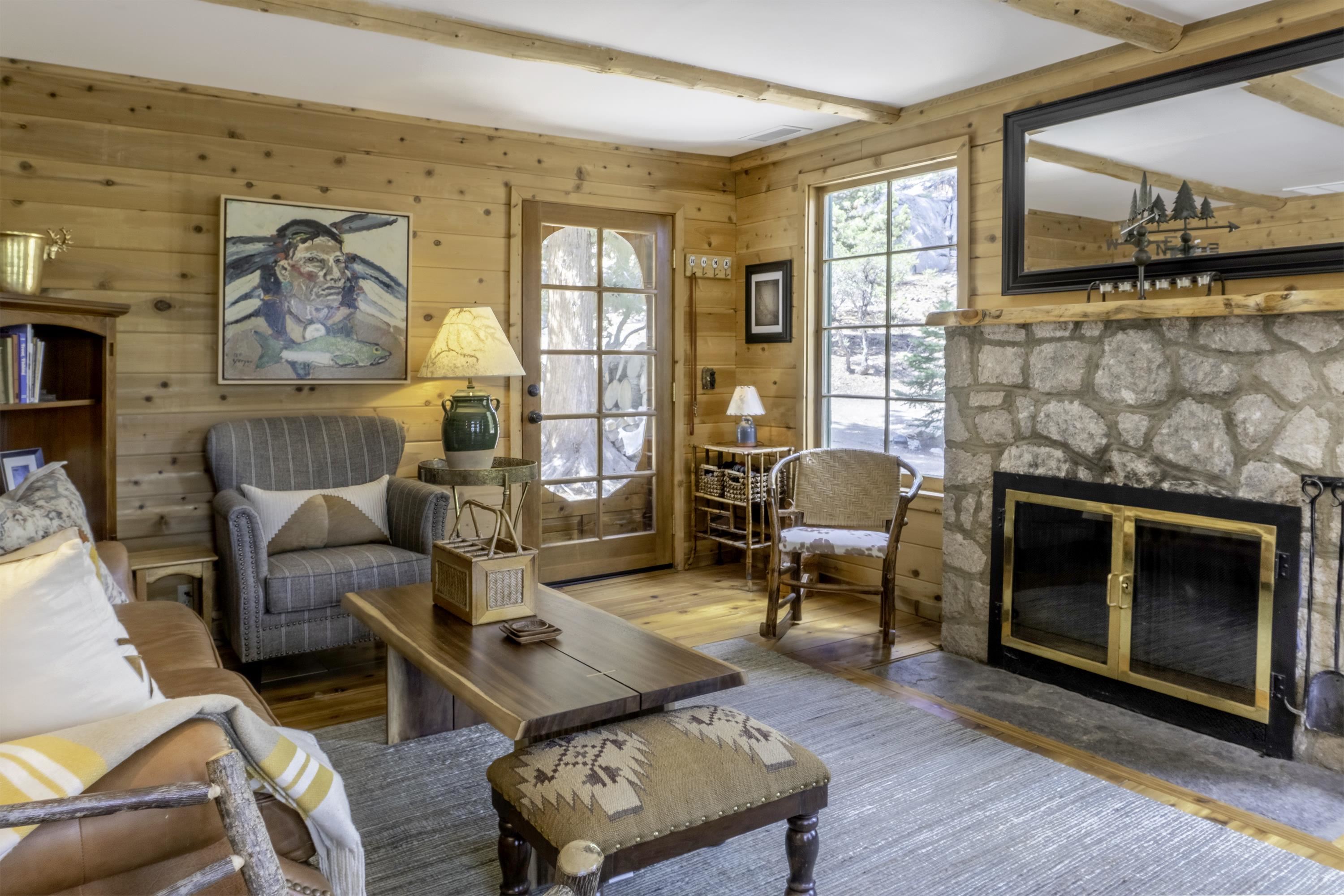 25 Reversed Peak Road