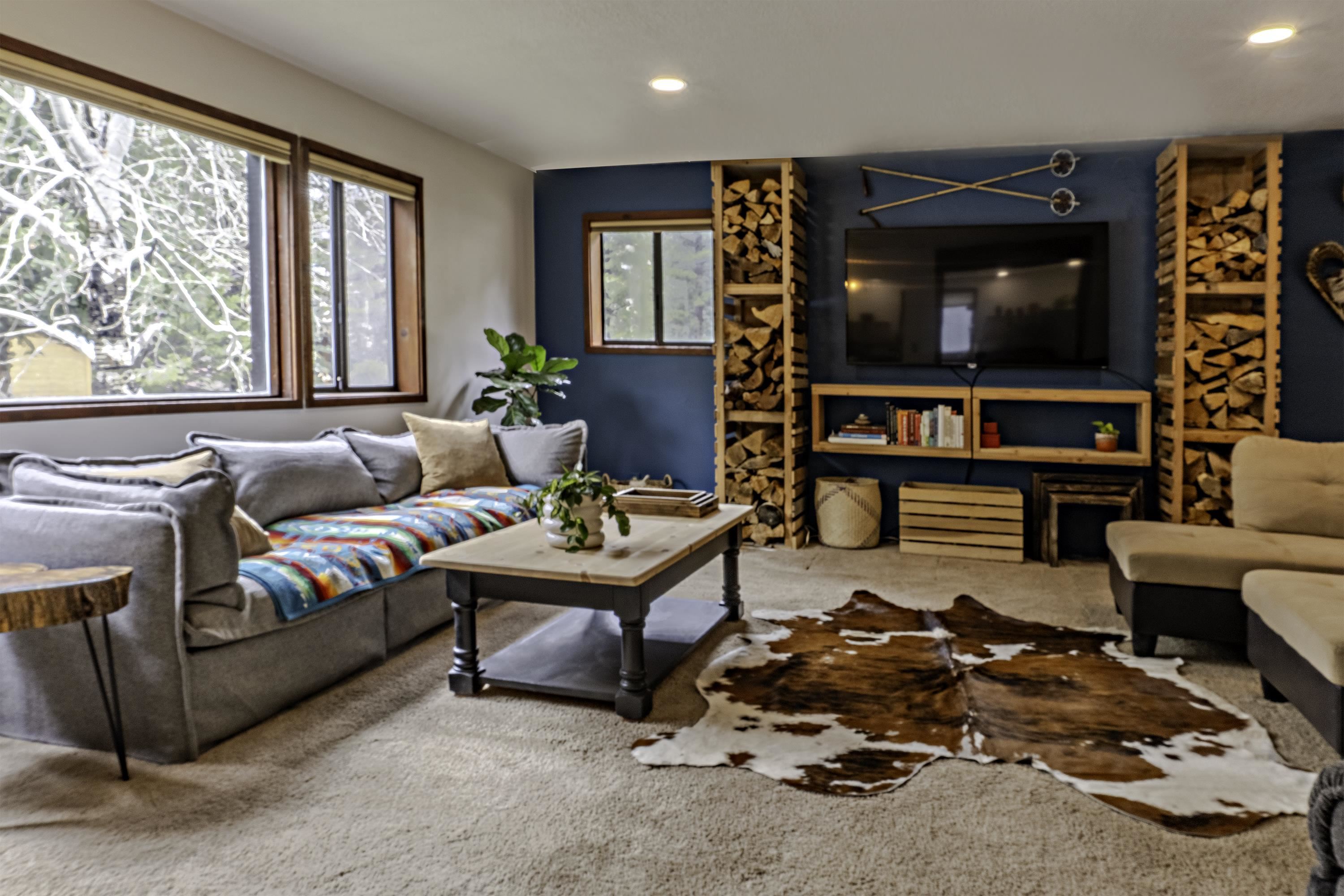 70 Los Angeles Street