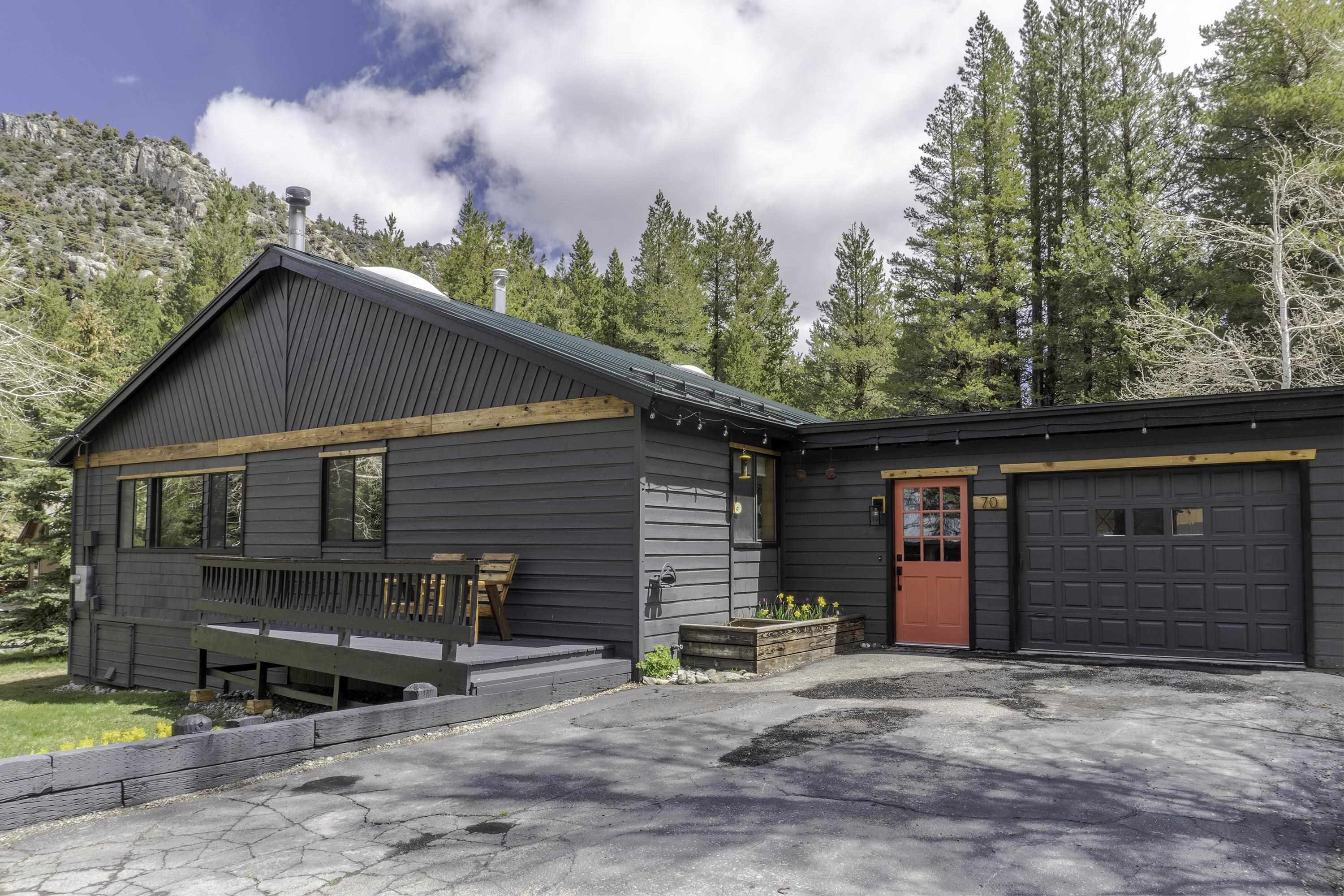 70 Los Angeles Street