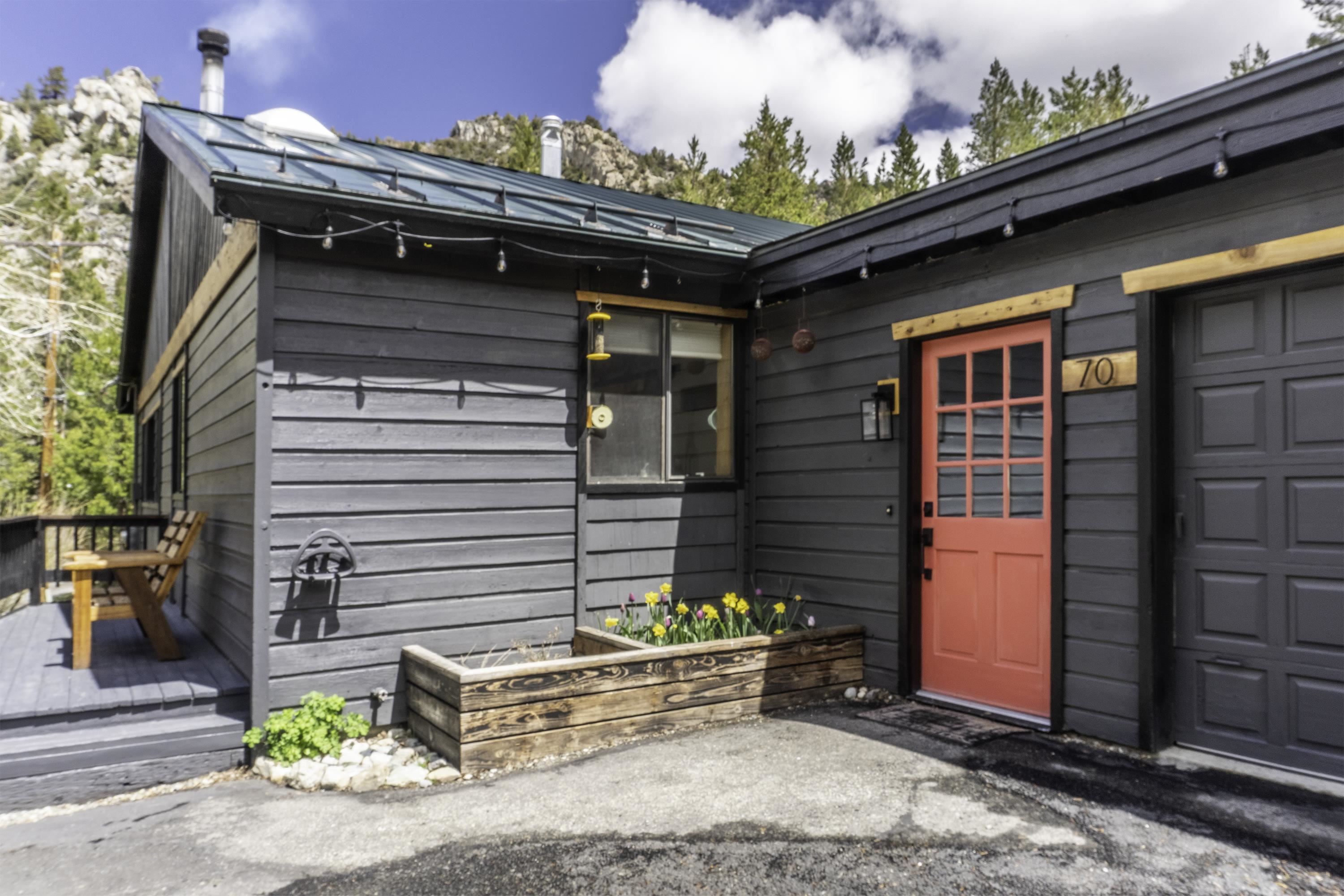 70 Los Angeles Street