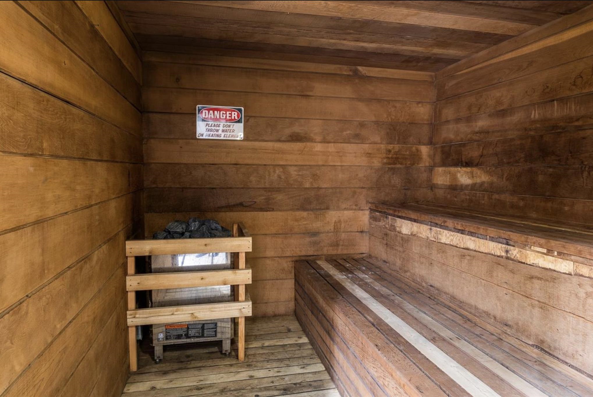 2289 Sierra Nevada Rd F-15