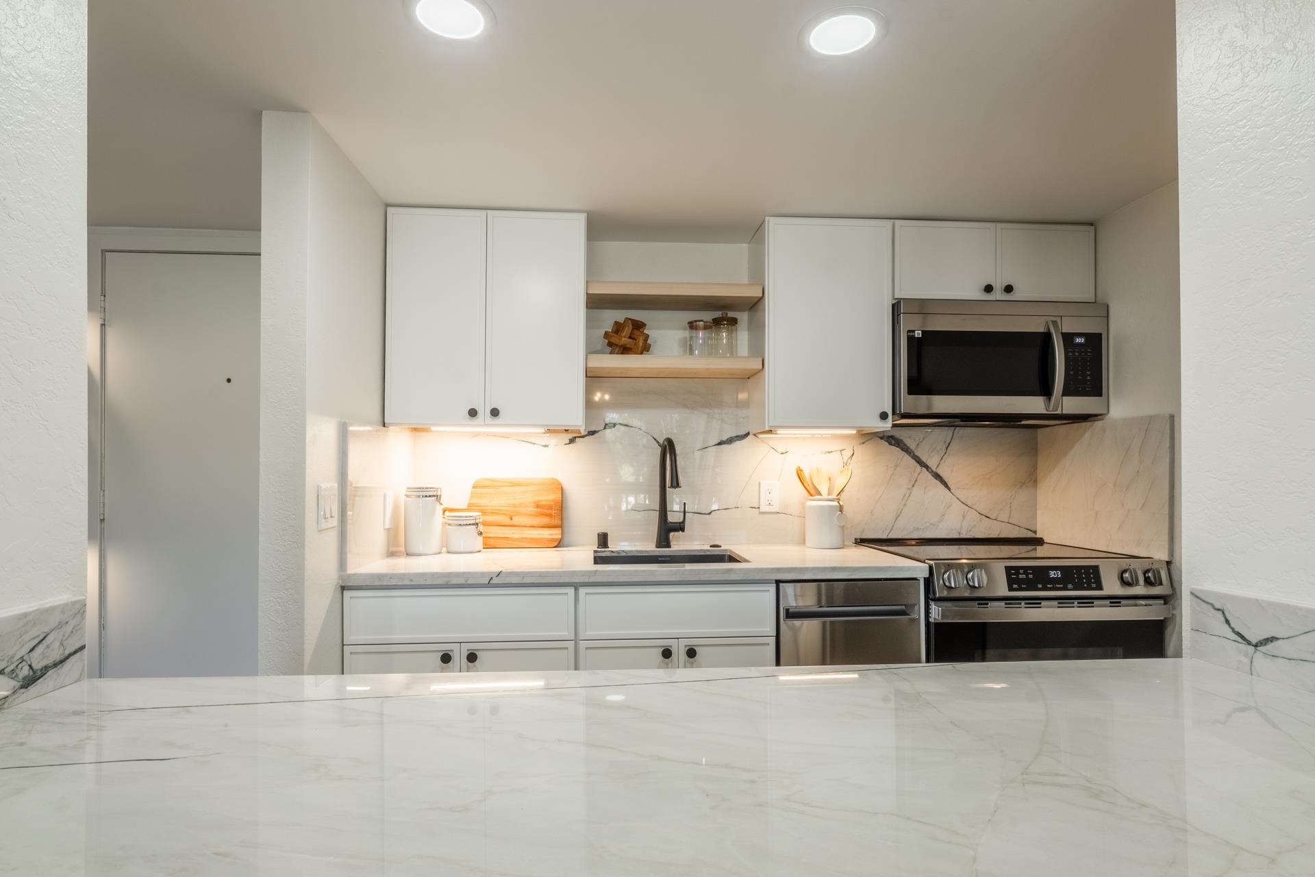 2289 Sierra Nevada Rd F-15