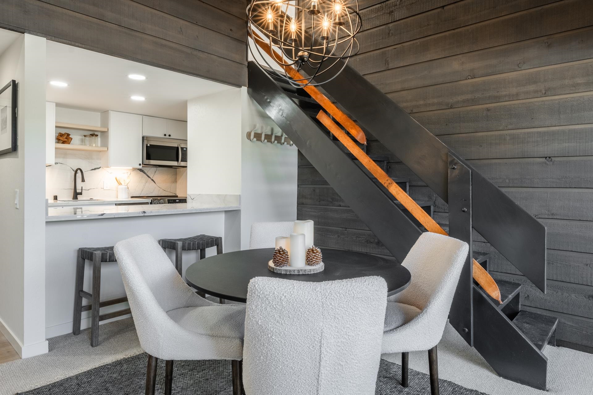 2289 Sierra Nevada Rd F-15