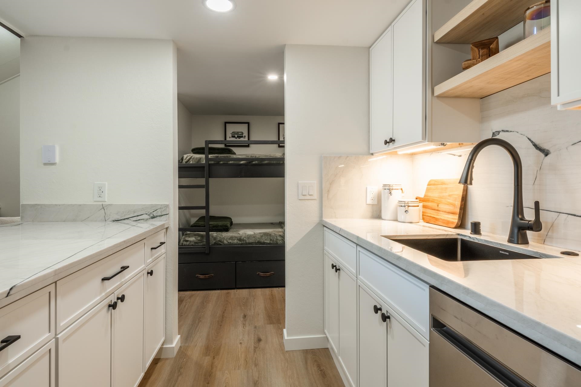 2289 Sierra Nevada Rd F-15