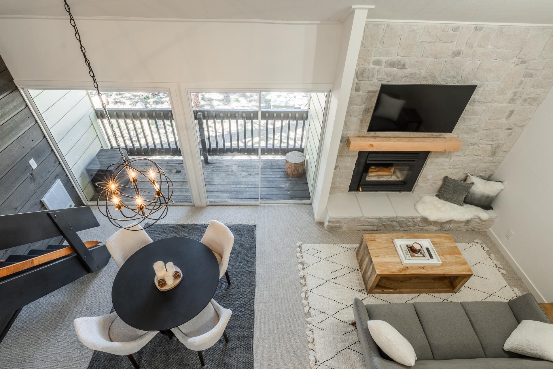 2289 Sierra Nevada Rd F-15