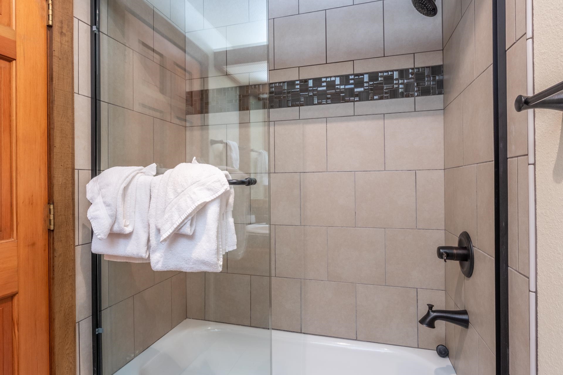 435 Lakeview #117