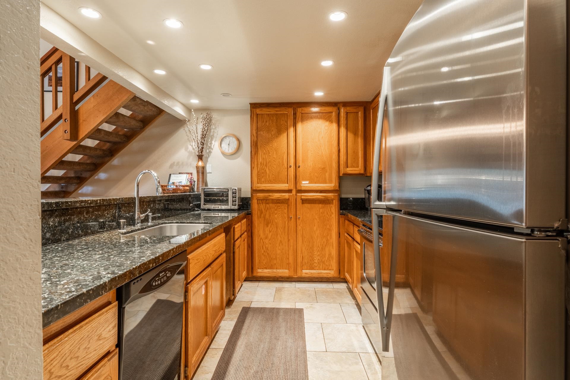 435 Lakeview #117