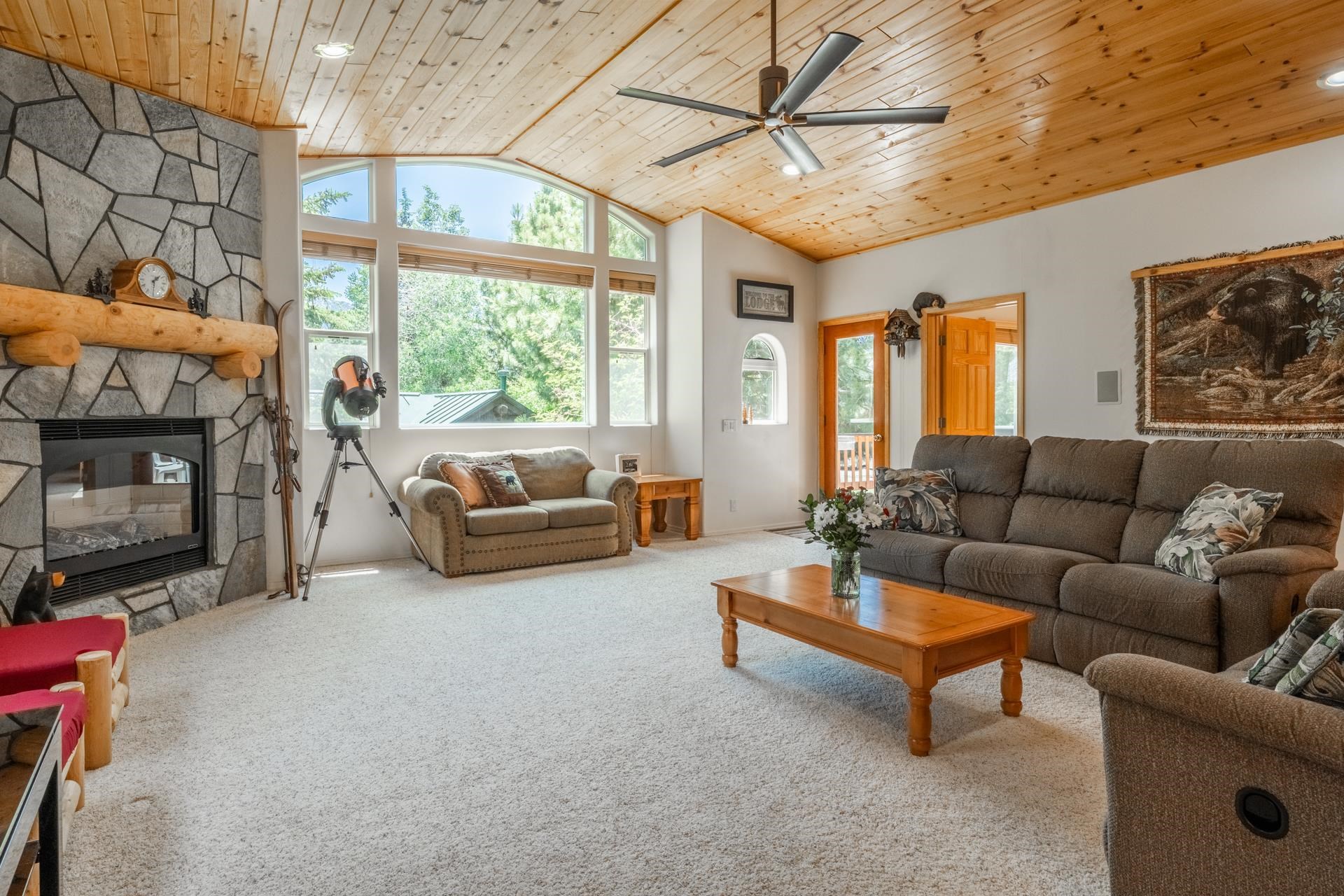 372 Wagon Wheel Drive