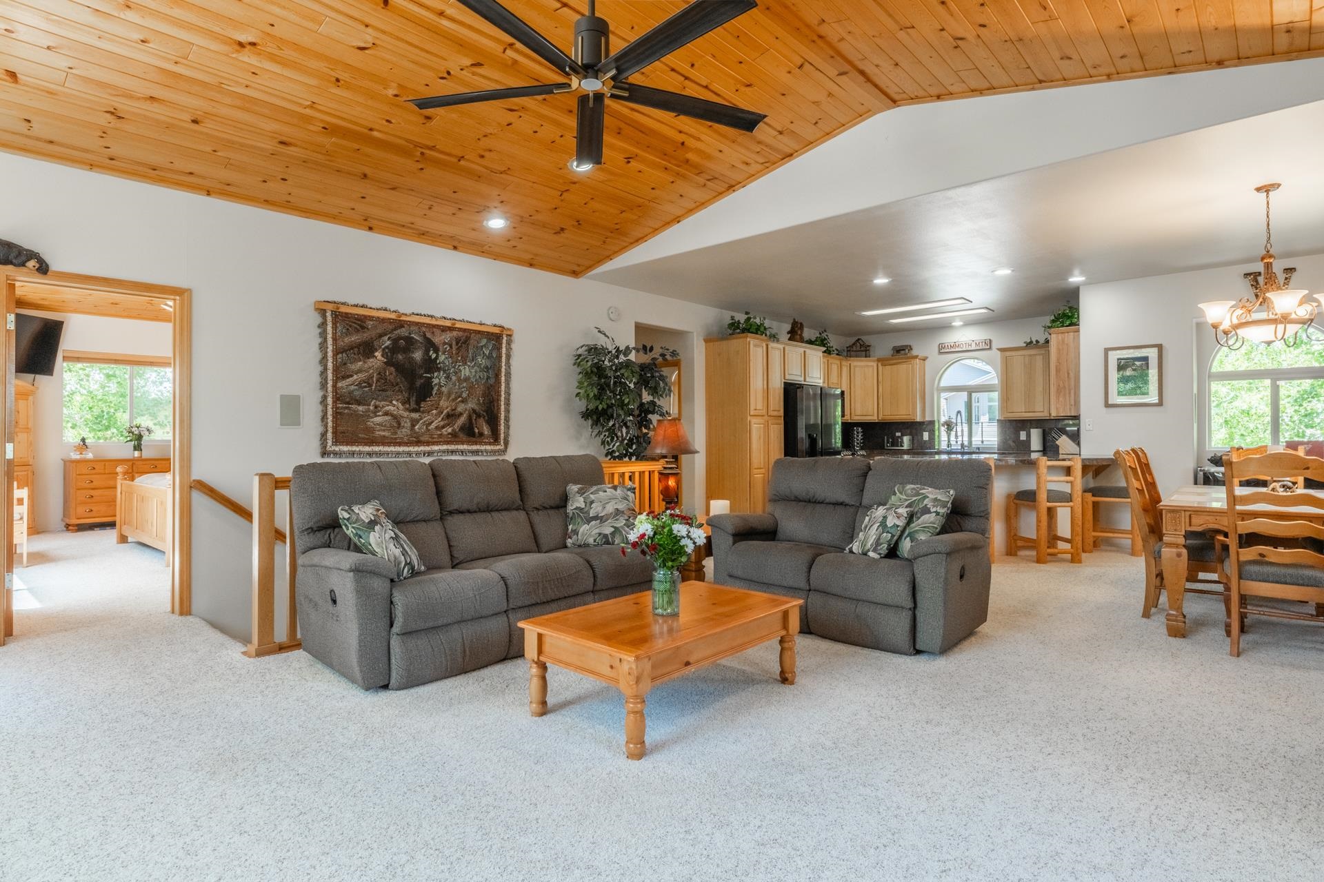 372 Wagon Wheel Drive