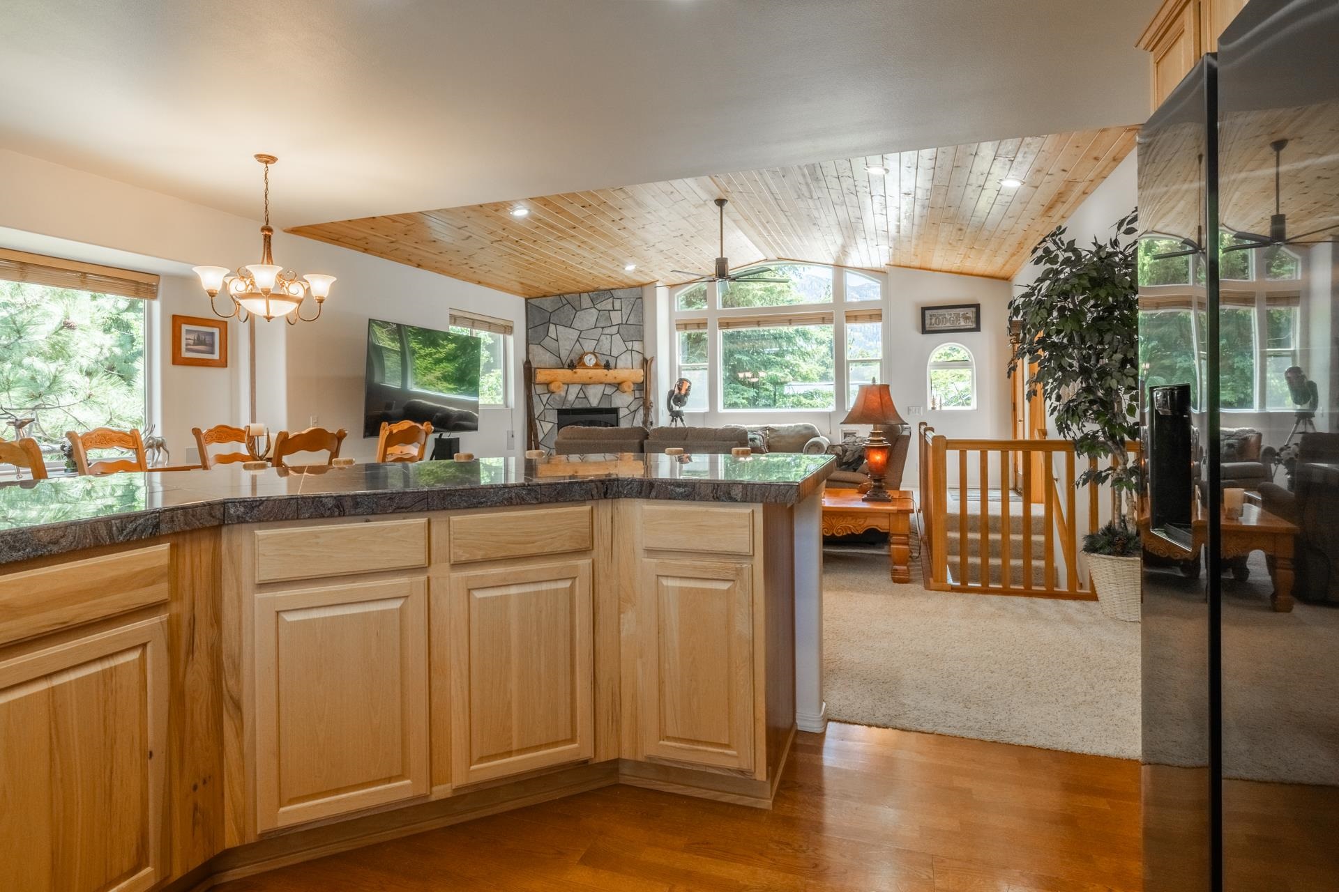 372 Wagon Wheel Drive