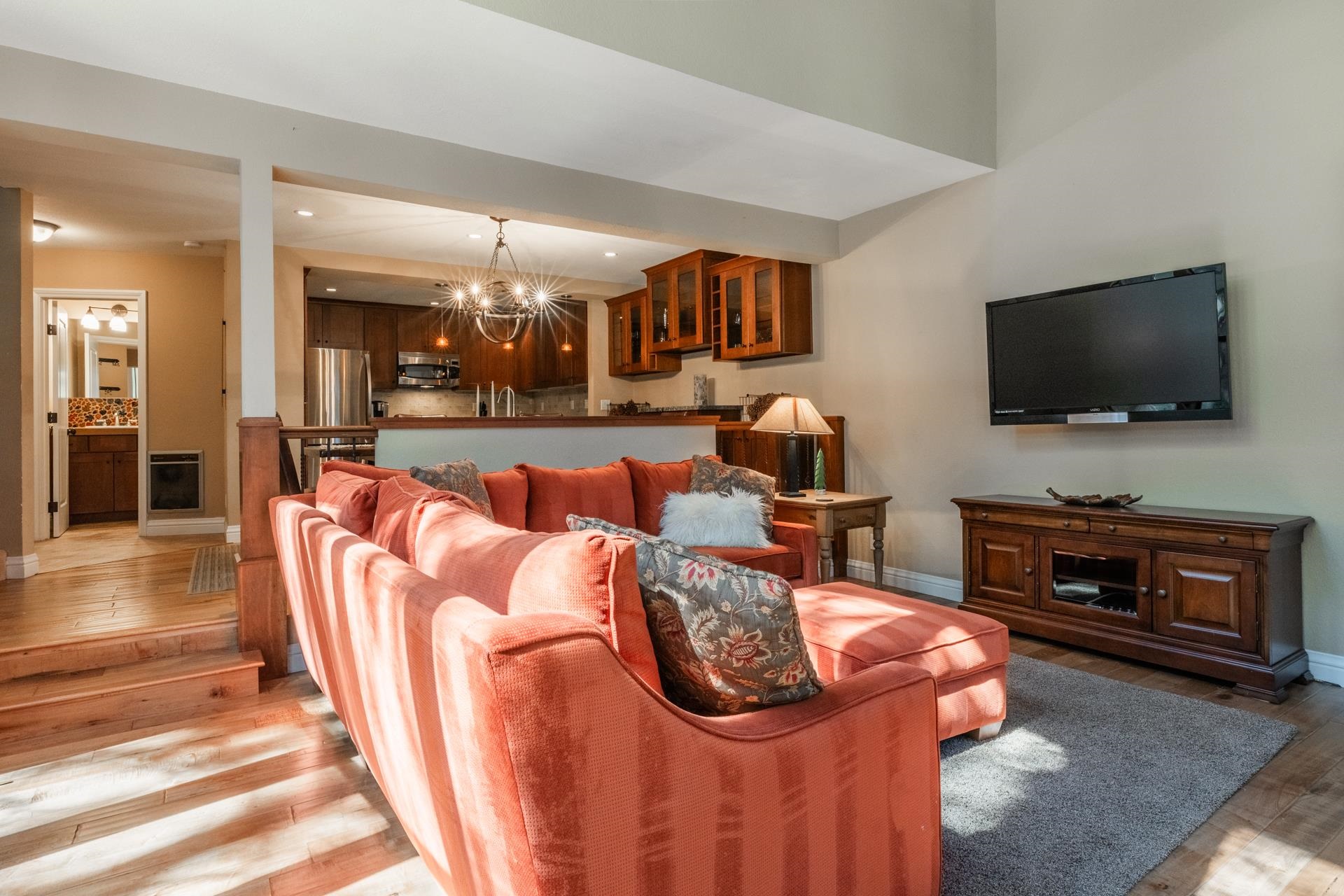 2252 Meridian Blvd #38