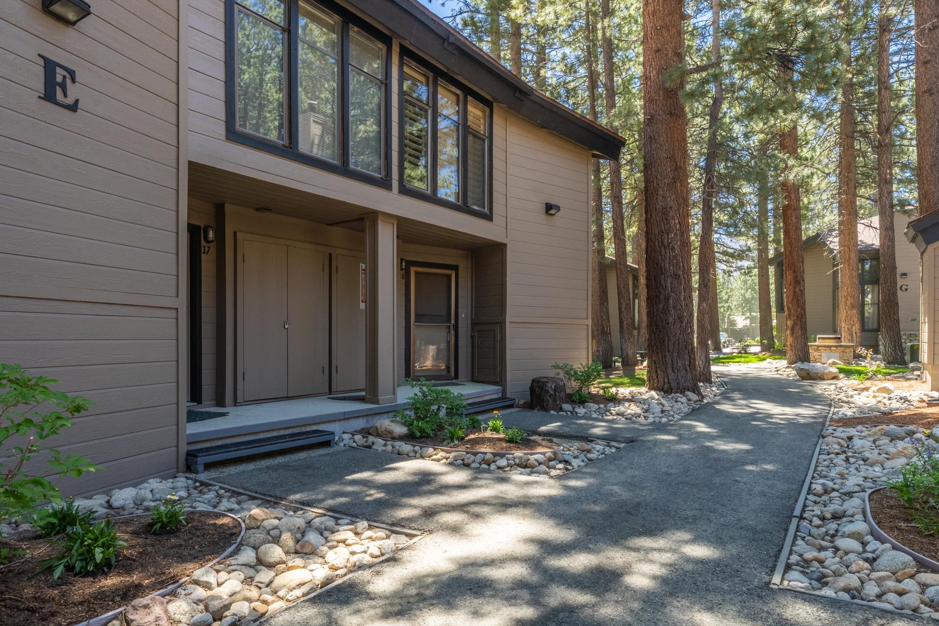 2252 Meridian Blvd #38