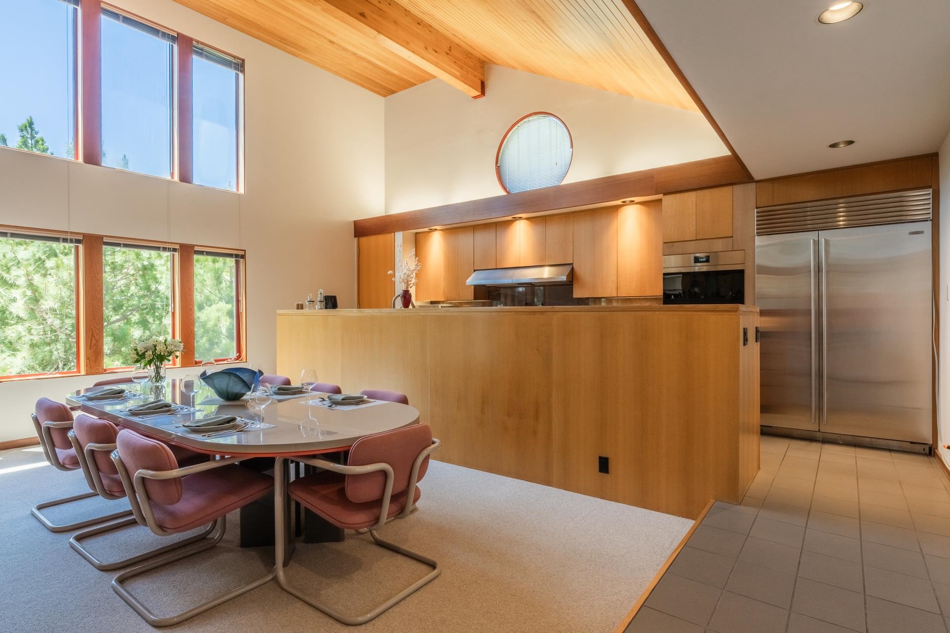 707 Creekview Place