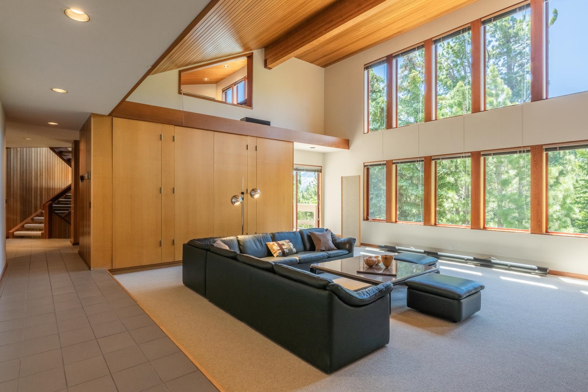 707 Creekview Place
