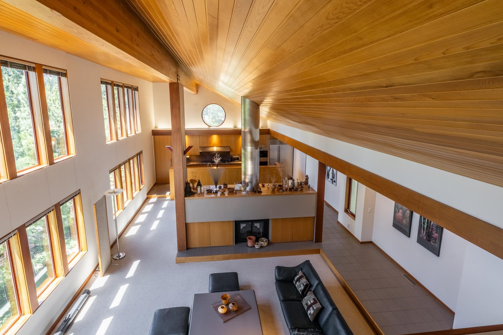 707 Creekview Place