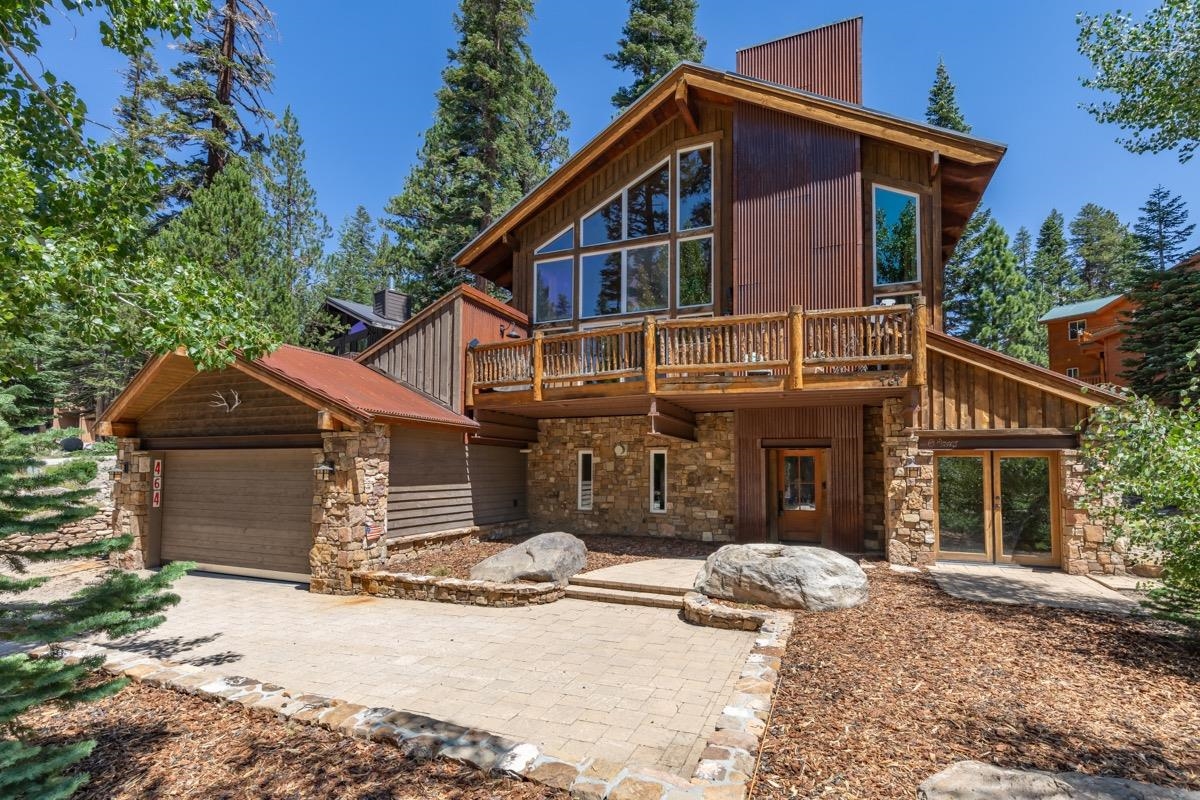 464 Canyon Blvd