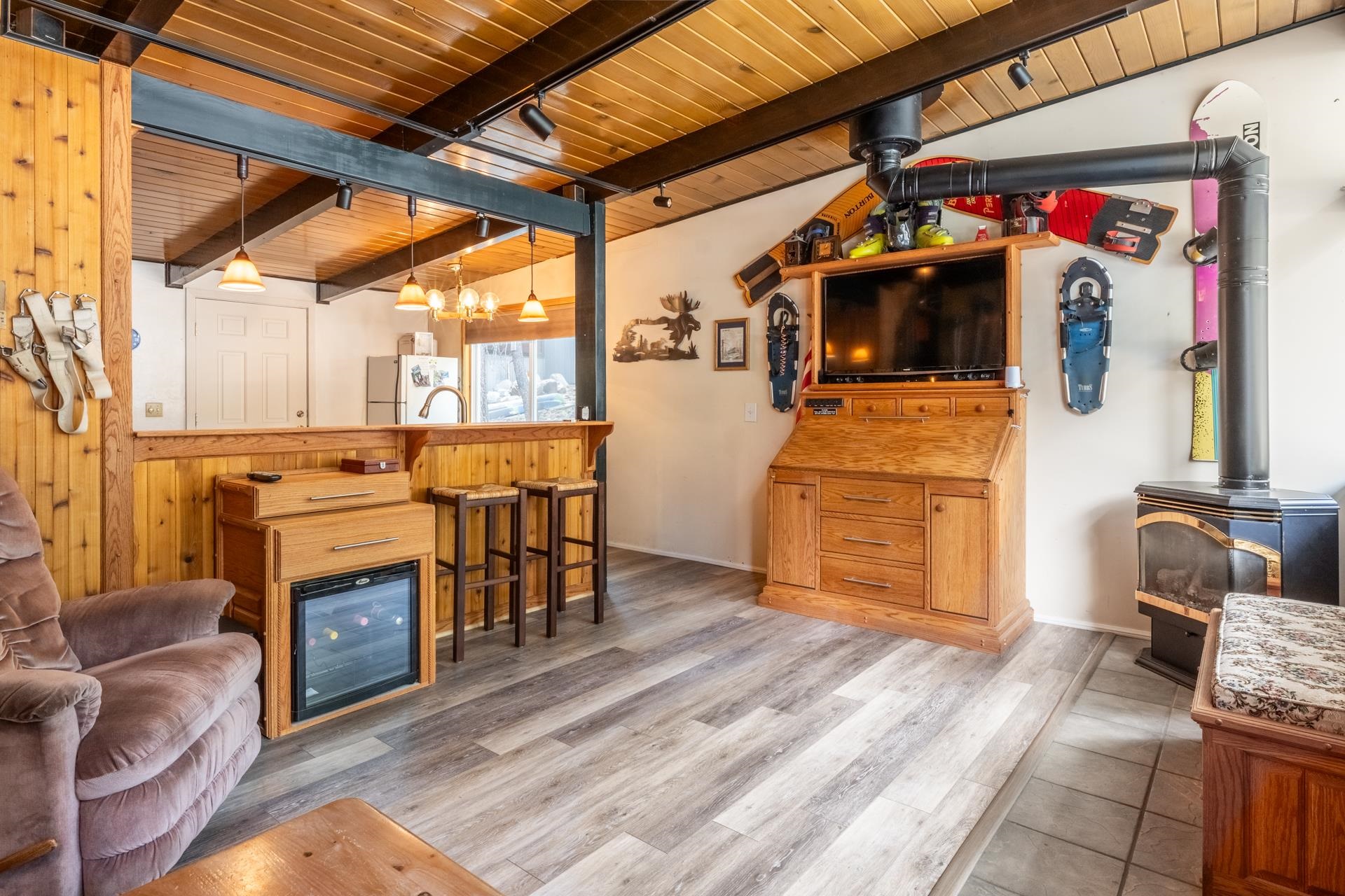 319 Pinecrest