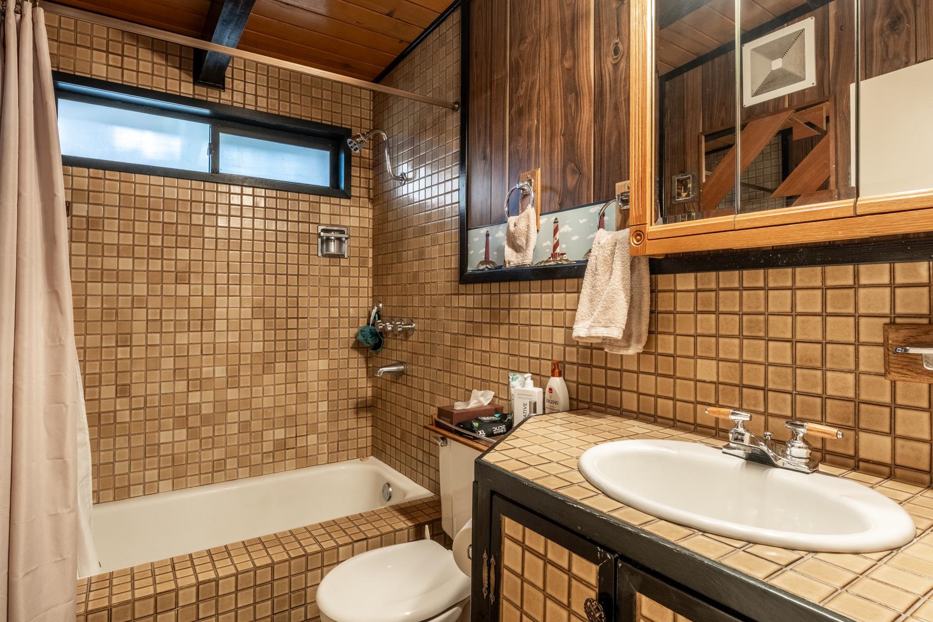 319 Pinecrest