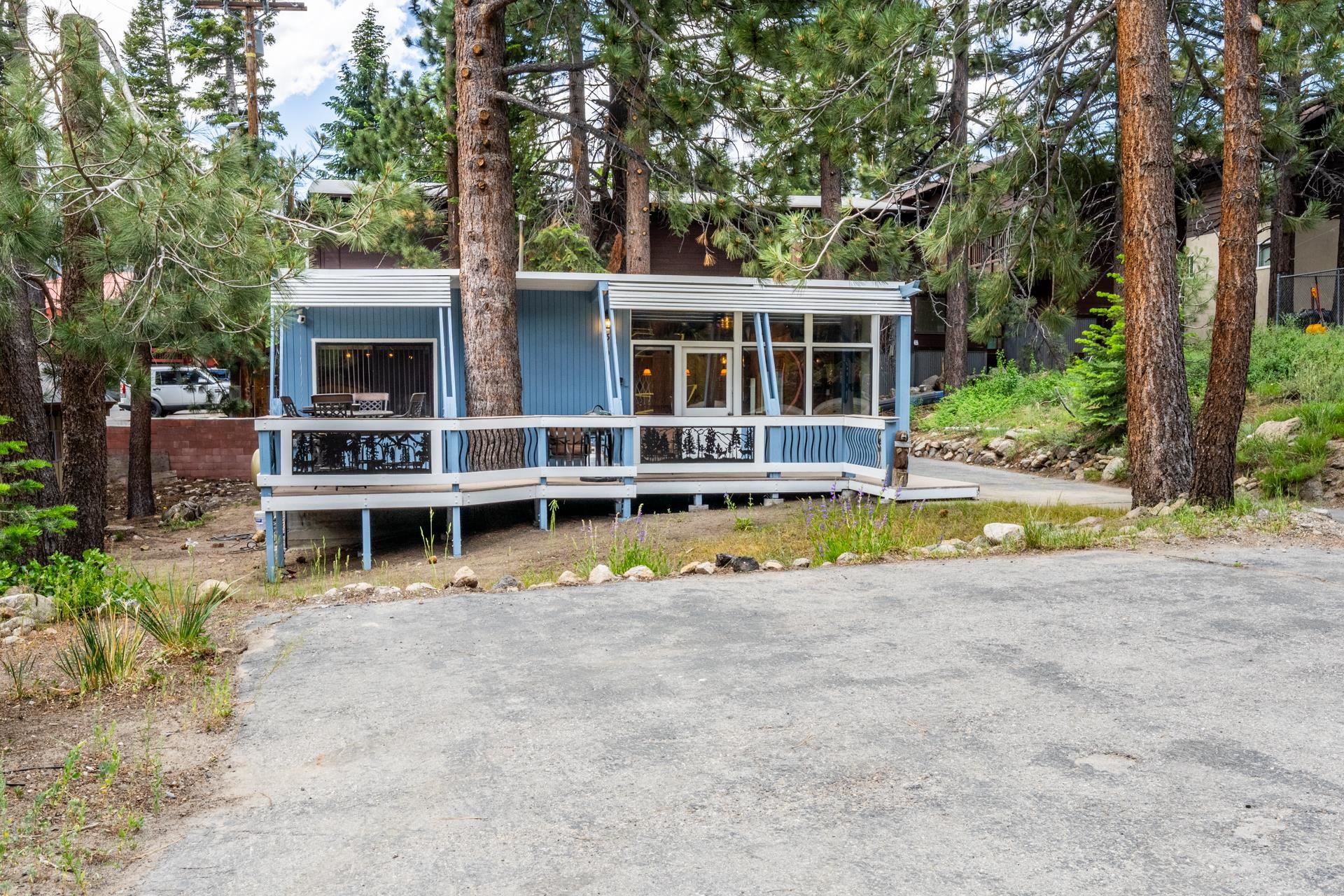 319 Pinecrest