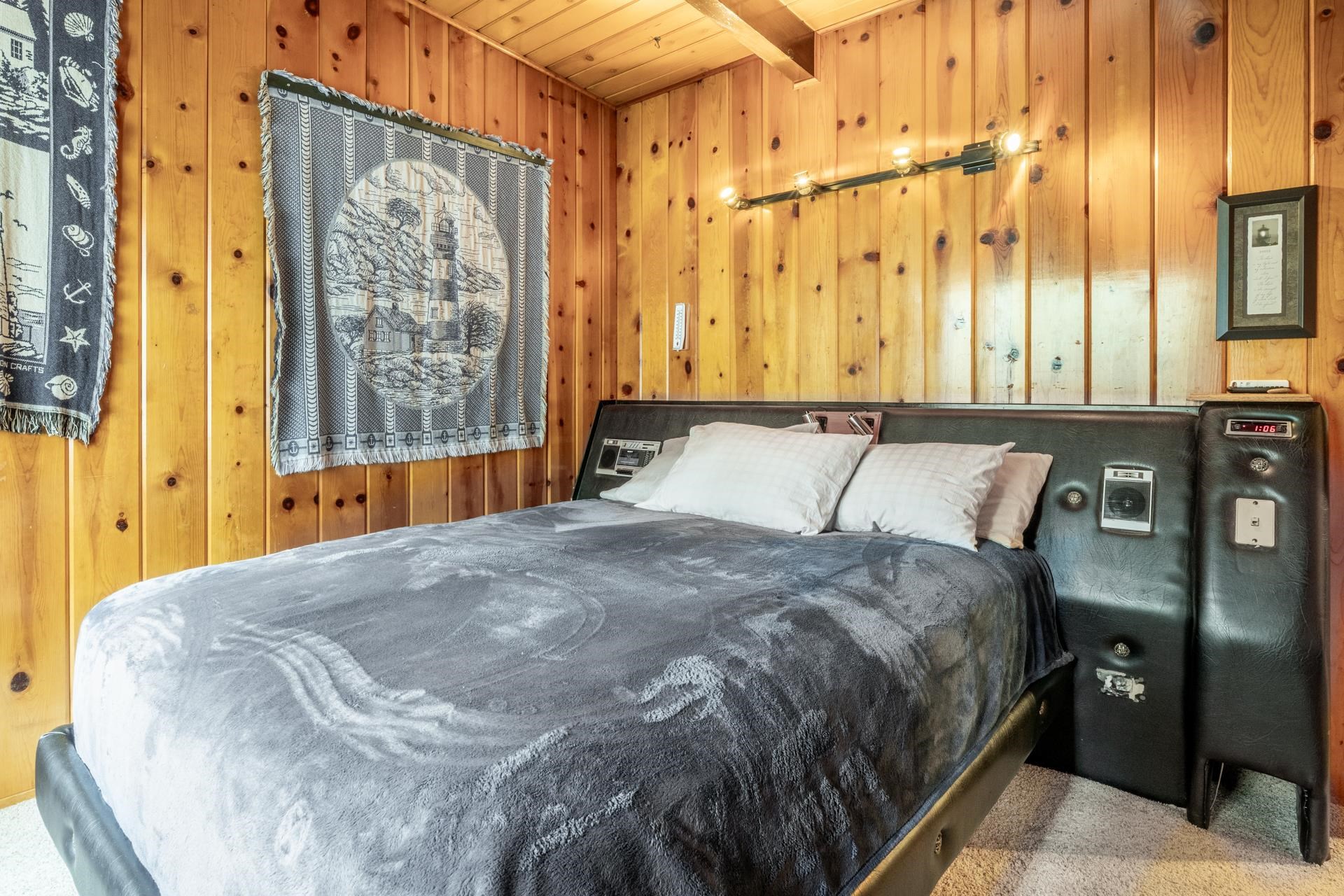 319 Pinecrest