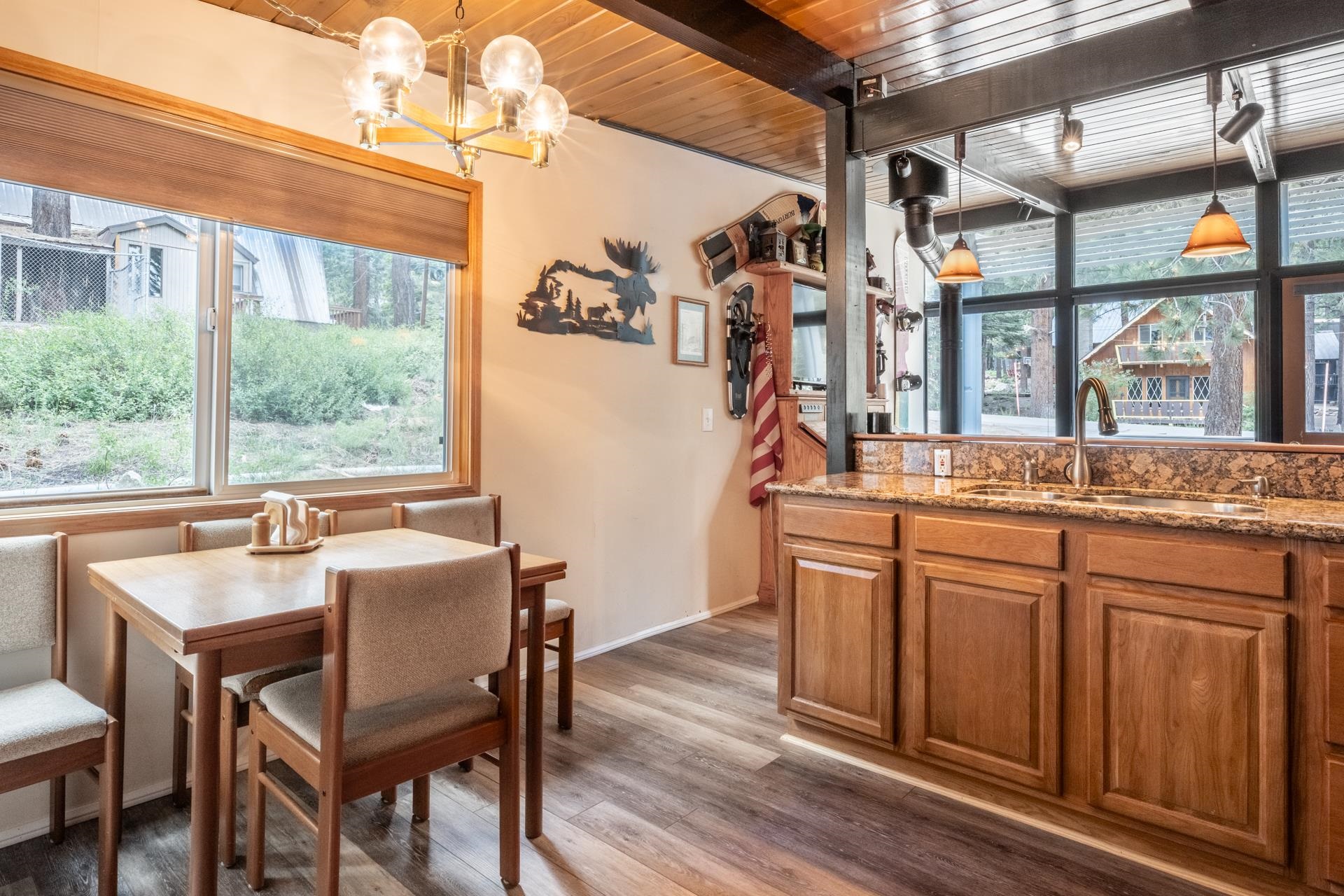 319 Pinecrest