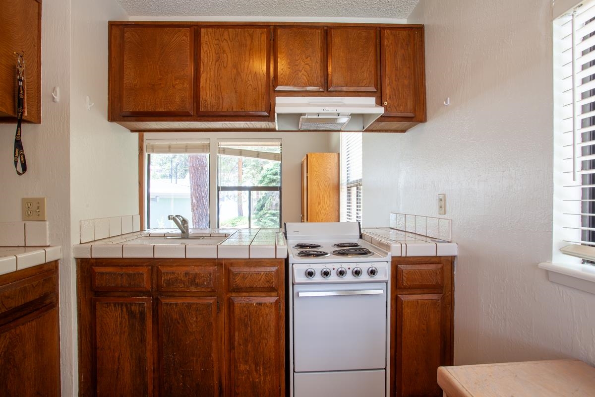 56 Davison #104 Road