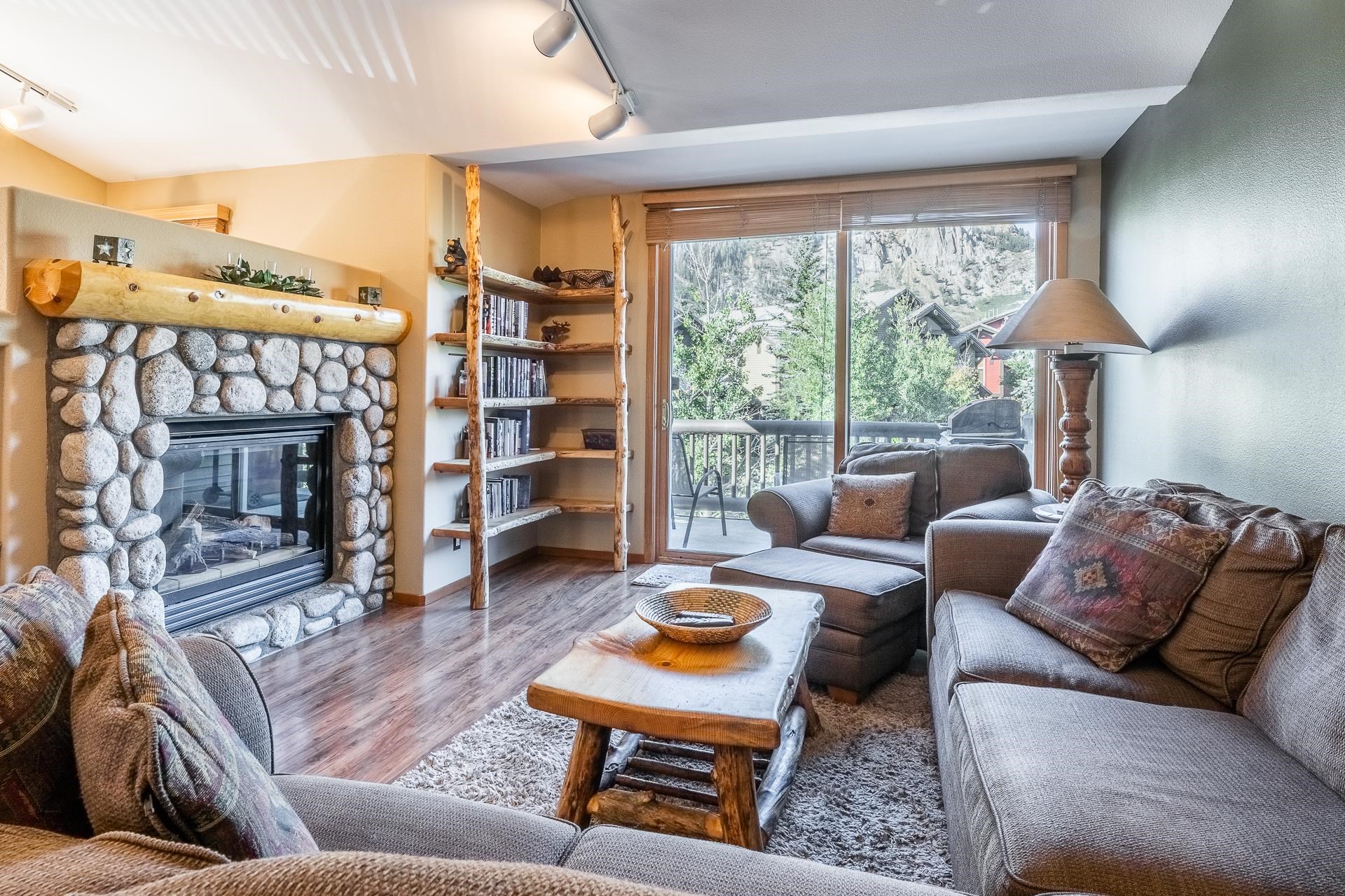 963 Fairway Circle Unit: Snowcreek V