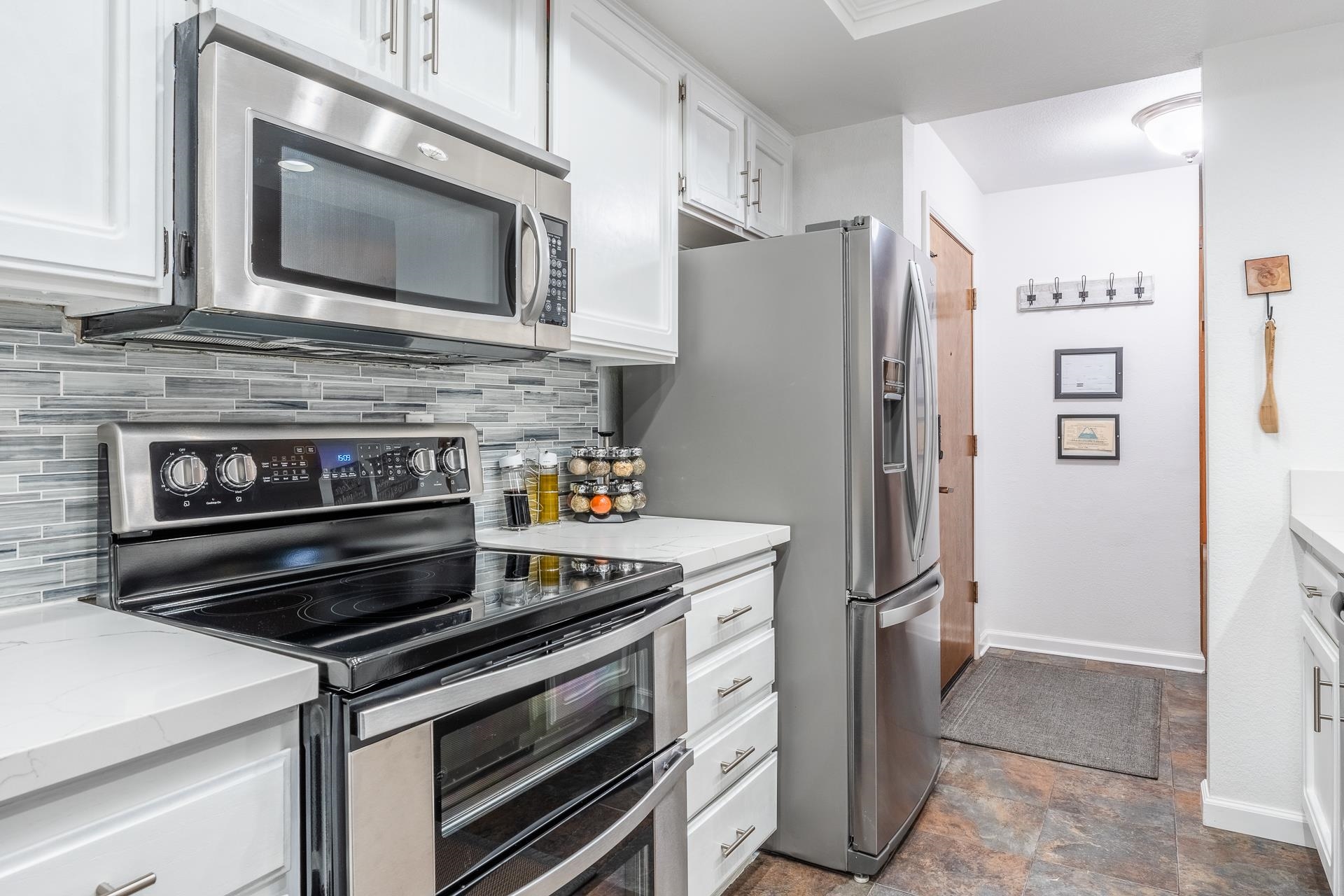 435 Lakeview #91