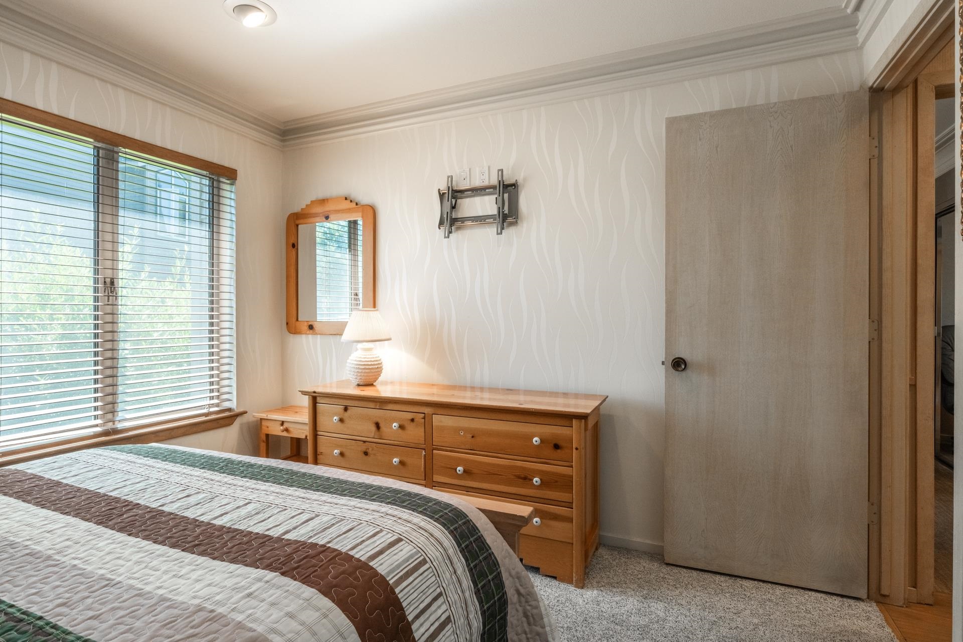 623 Golden Creek Road