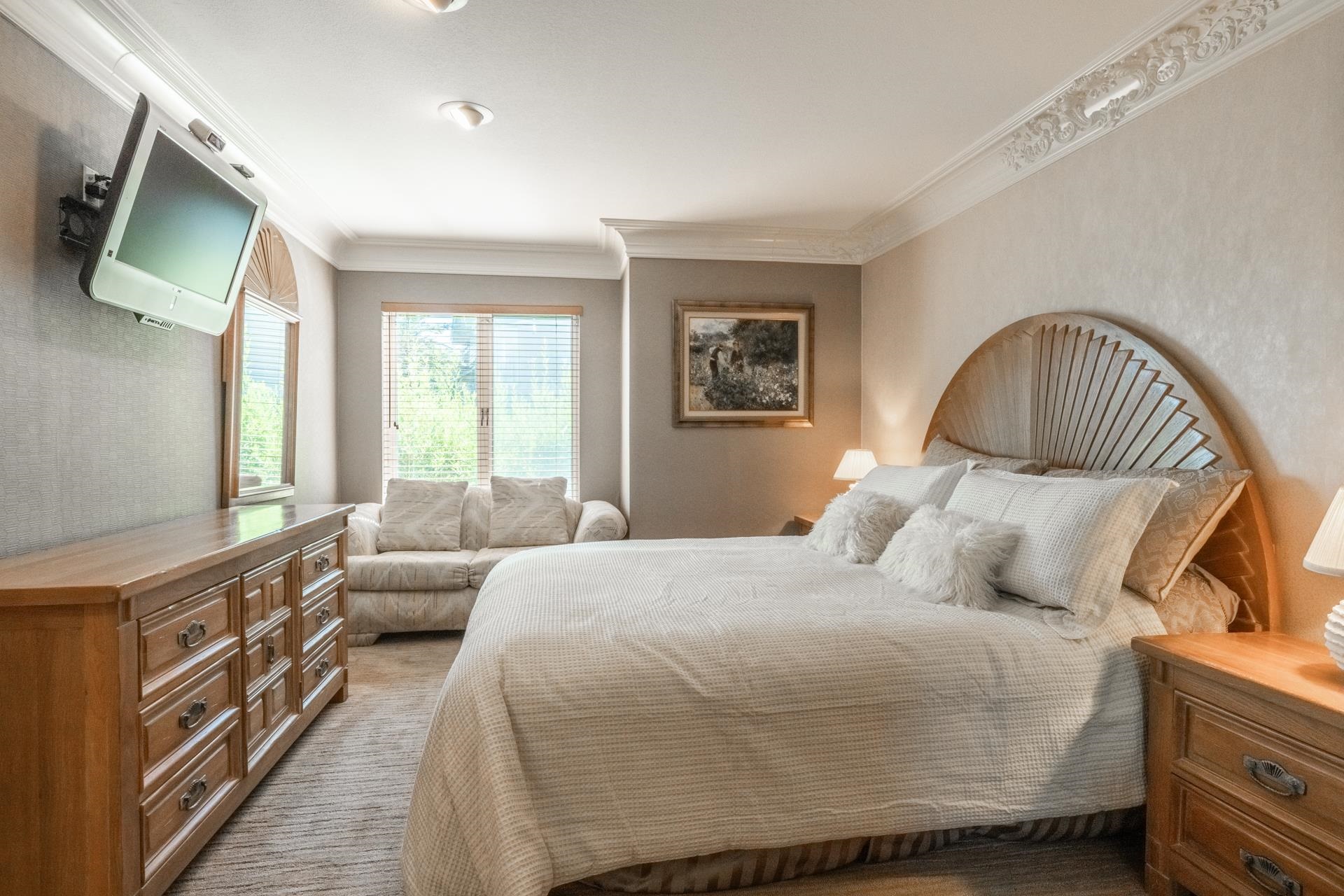 623 Golden Creek Road