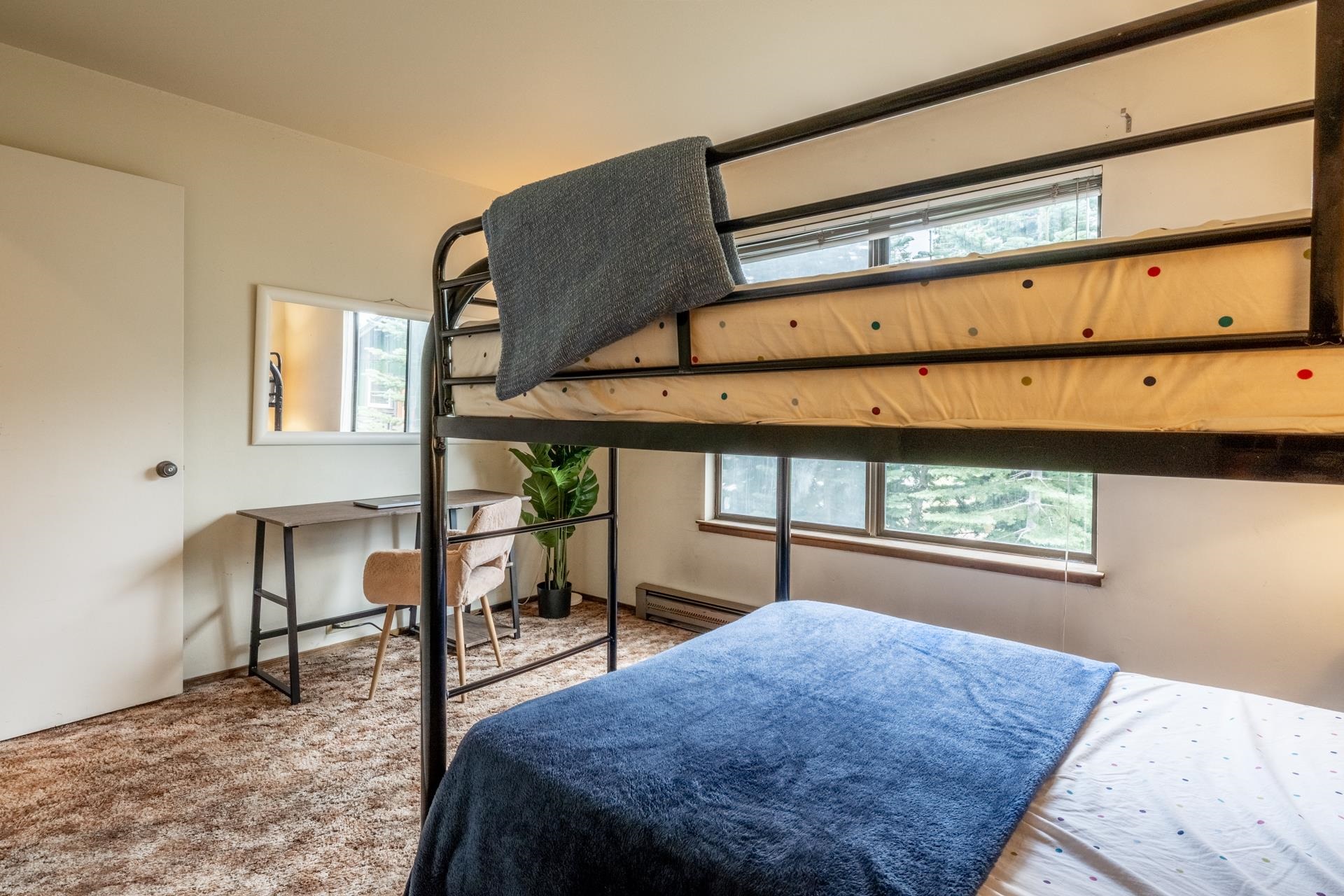 25 Lee Rd #161 Unit: Discovery IV #161