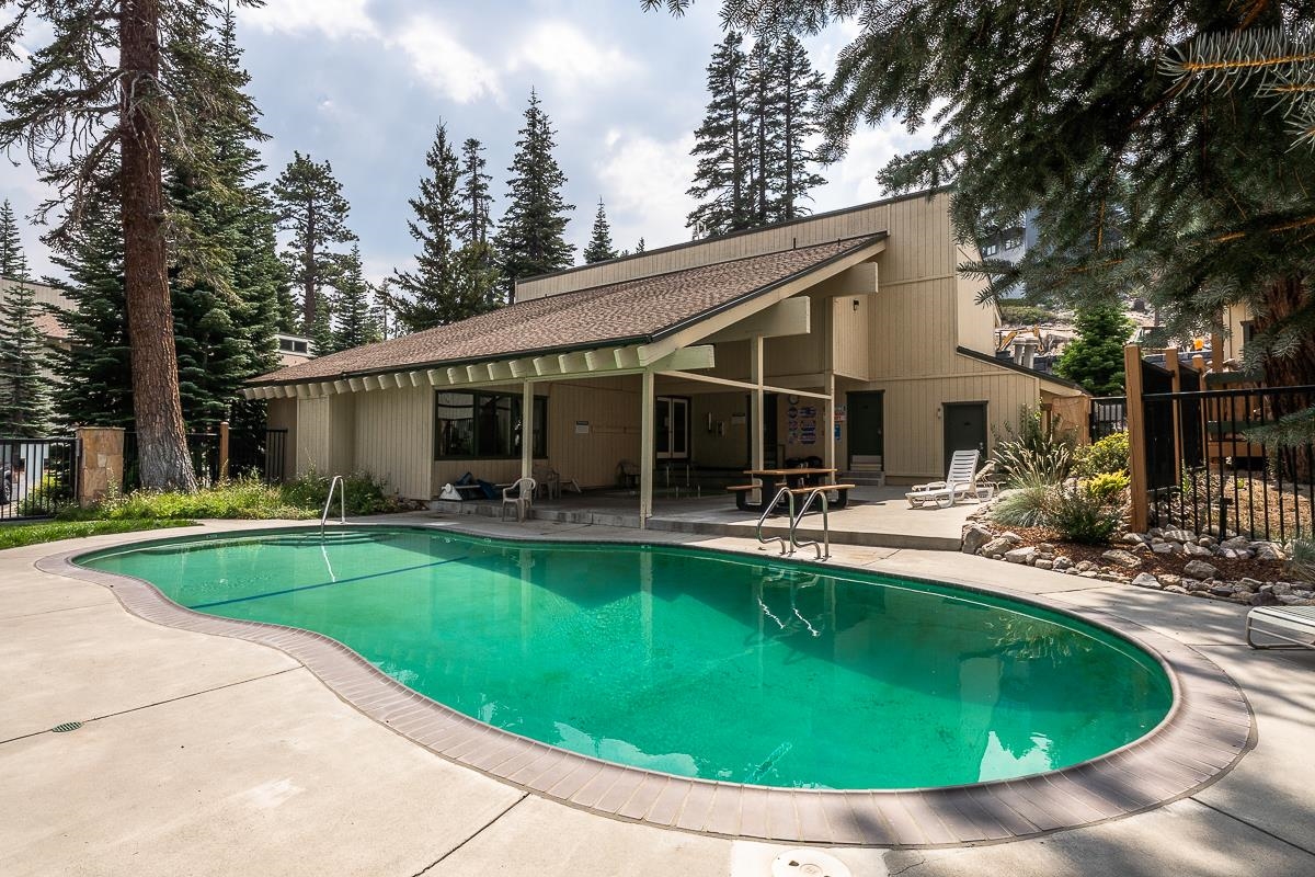 25 Lee Rd #161 Unit: Discovery IV #161