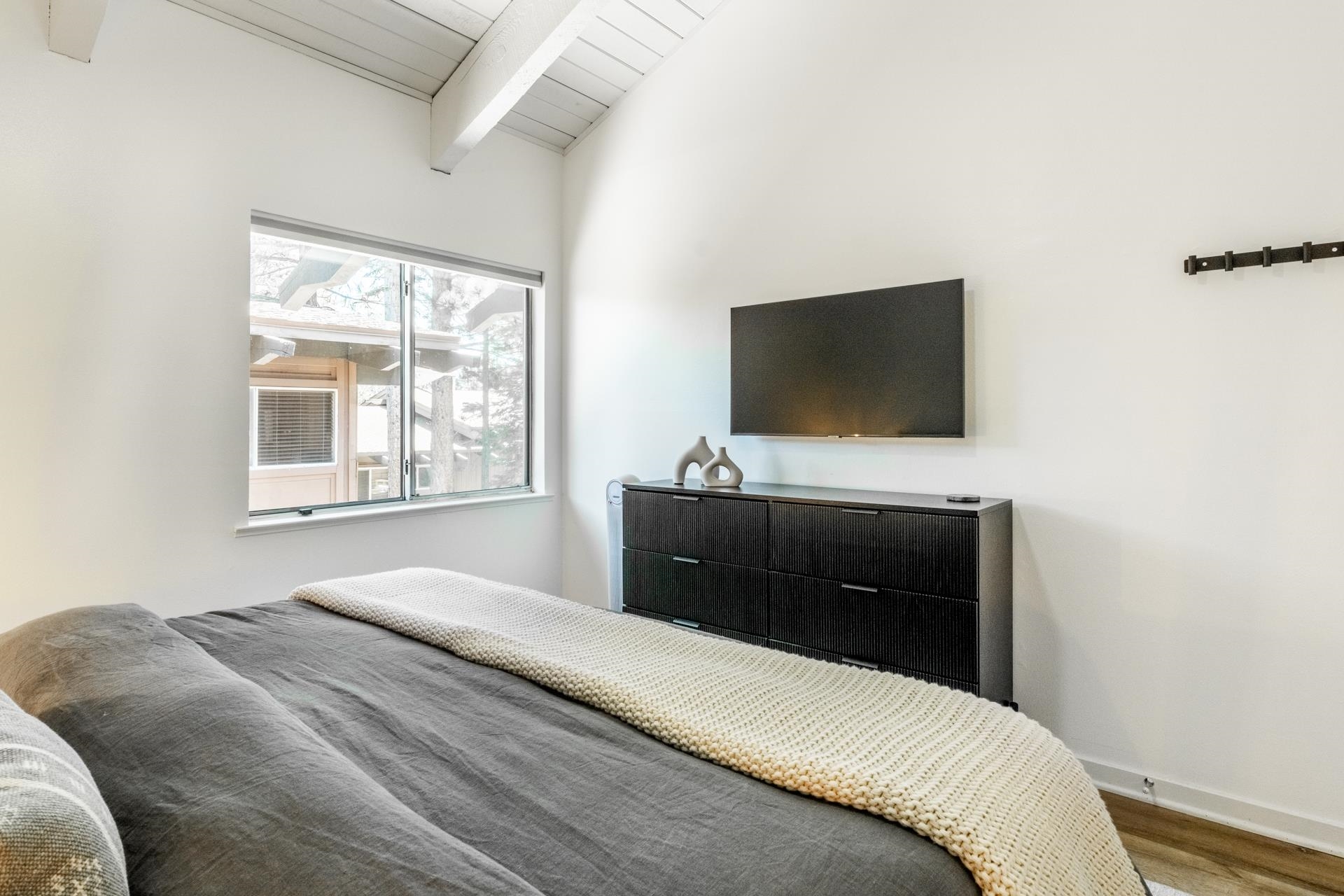 221 Canyon Blvd #114 Unit: Mammoth Estates #114