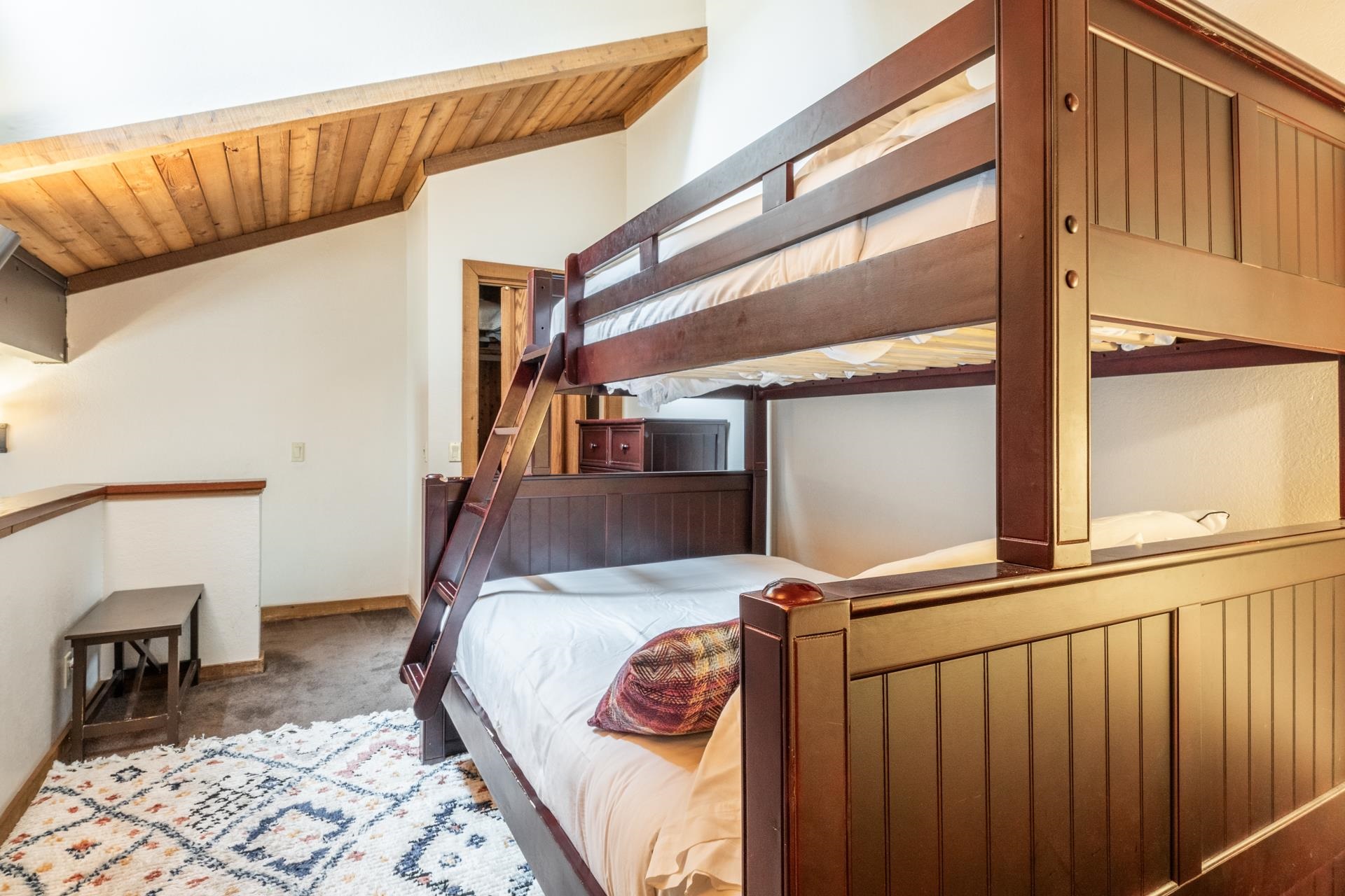 435 Lakeview Boulevard Unit: Mountainback #56