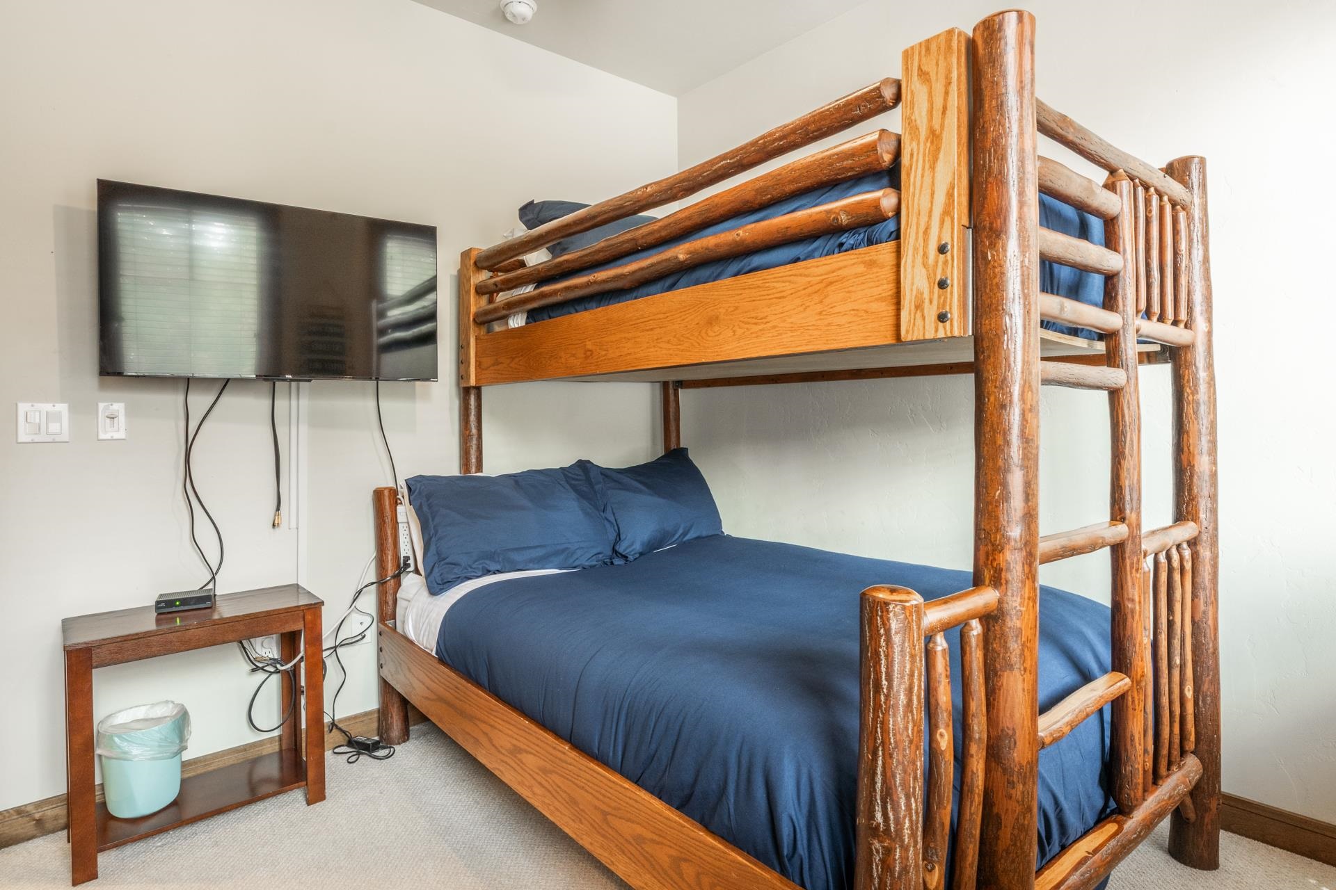 1295 West Bear Lake Drive Unit: Woodwinds #22