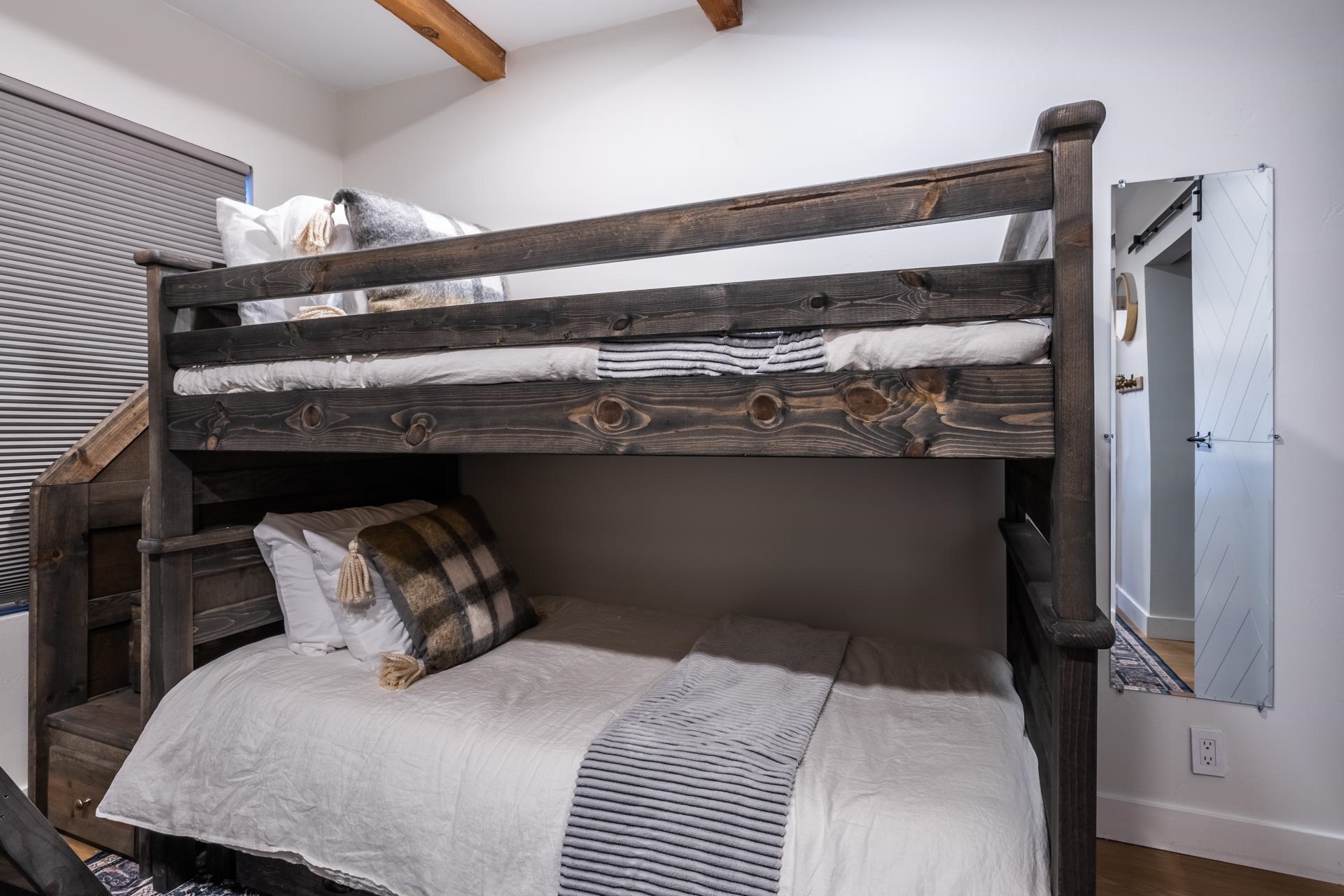 194 Hillside Dr #18 Unit: Unit 18